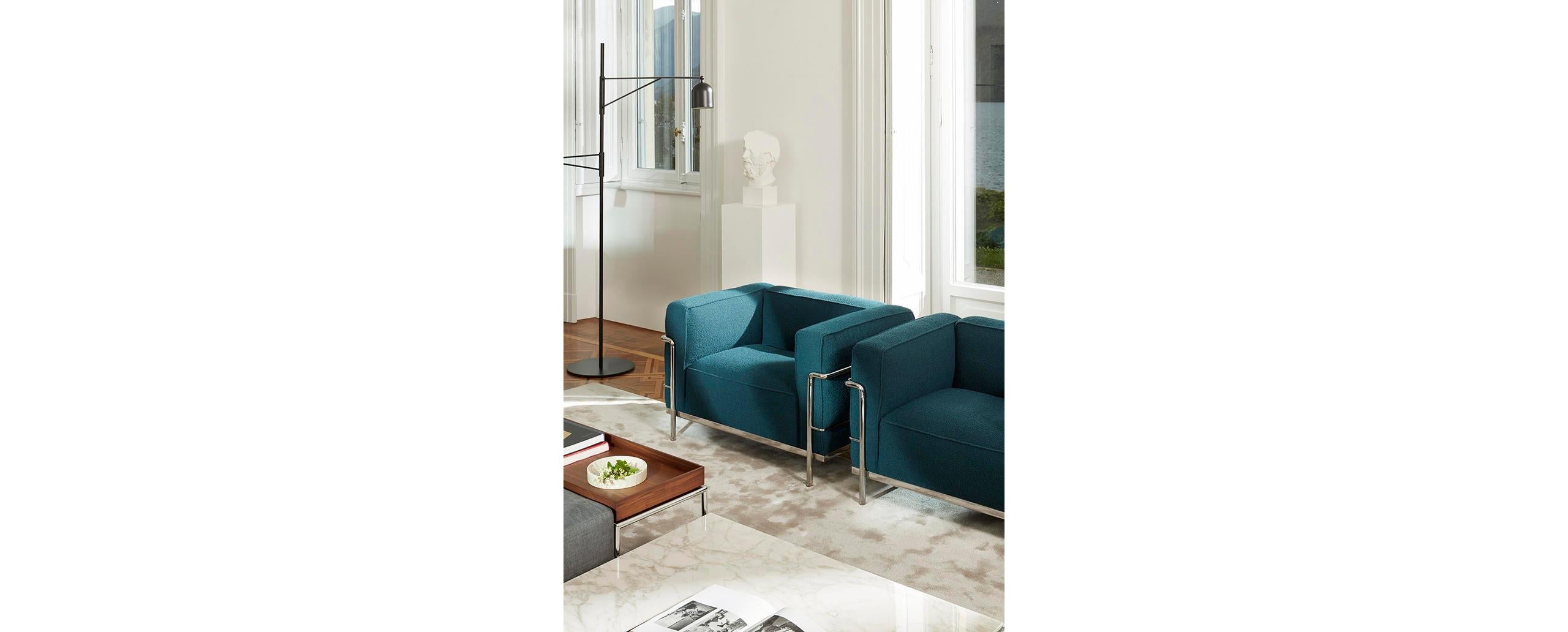 https://a.1stdibscdn.com/le-corbusier-jeanneret-charlotte-perriand-lc3-fauteuil-by-cassina-for-sale-picture-8/f_14272/f_324913321675078930799/lc3_durable_3_master.jpg