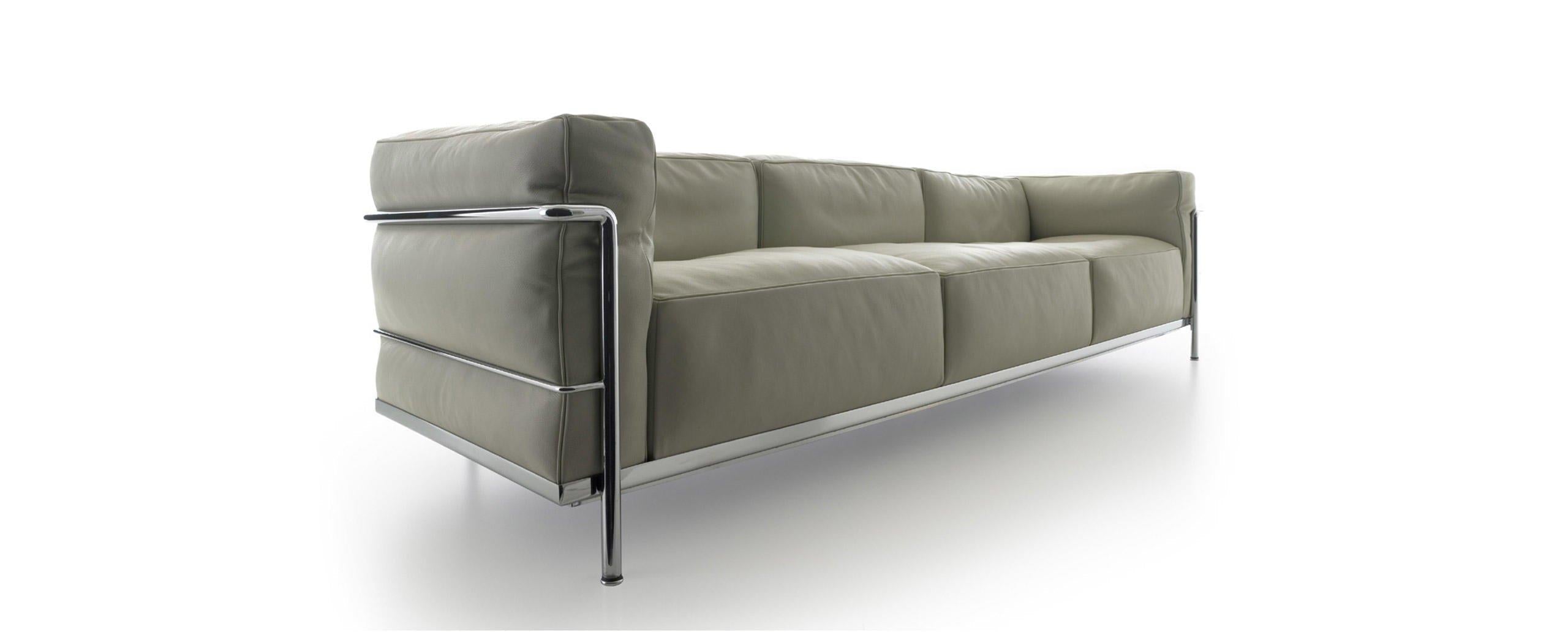 https://a.1stdibscdn.com/le-corbusier-p-jeanneret-charlotte-perriand-lc3-divano-sofa-by-cassina-for-sale-picture-3/f_14272/f_306964921664872501279/lc3_gallery_211_master.jpg