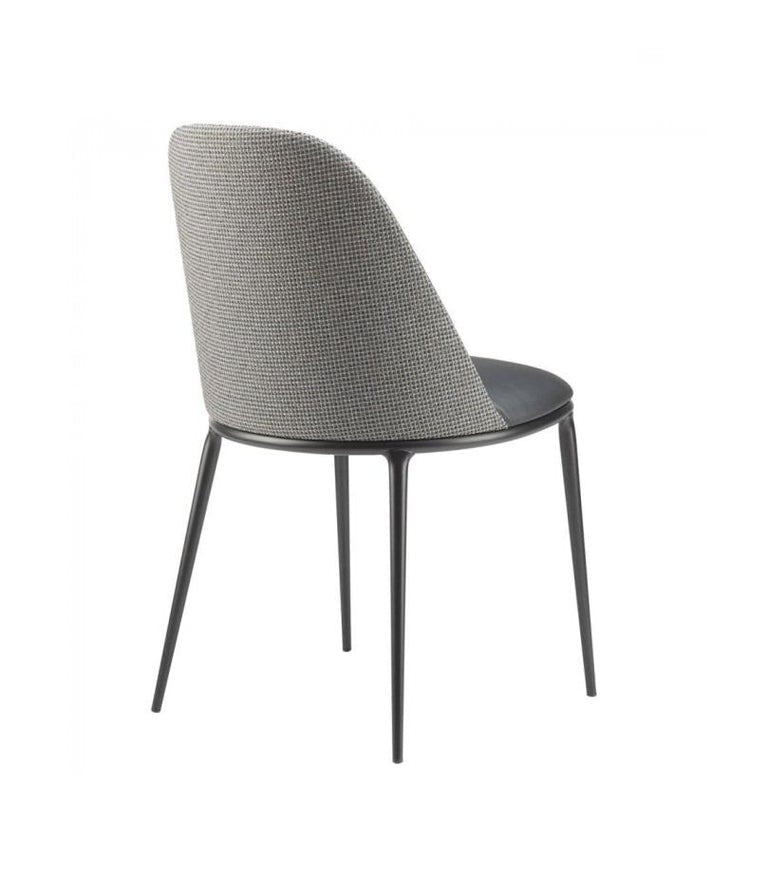 https://a.1stdibscdn.com/set-of-8-dining-chairs-in-metallic-frame-for-sale-picture-8/f_27693/f_302252421663221901421/lea_chair_chairs_midj_master.jpg?width=768