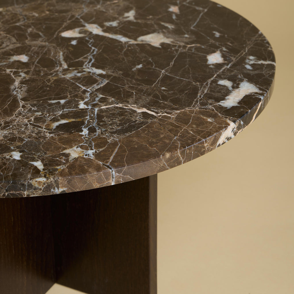 https://a.1stdibscdn.com/emperor-dark-marble-coffee-table-made-in-italy-for-sale-picture-4/f_80972/f_340118921682606606161/lebanto_01_04_230238_1_master.jpg
