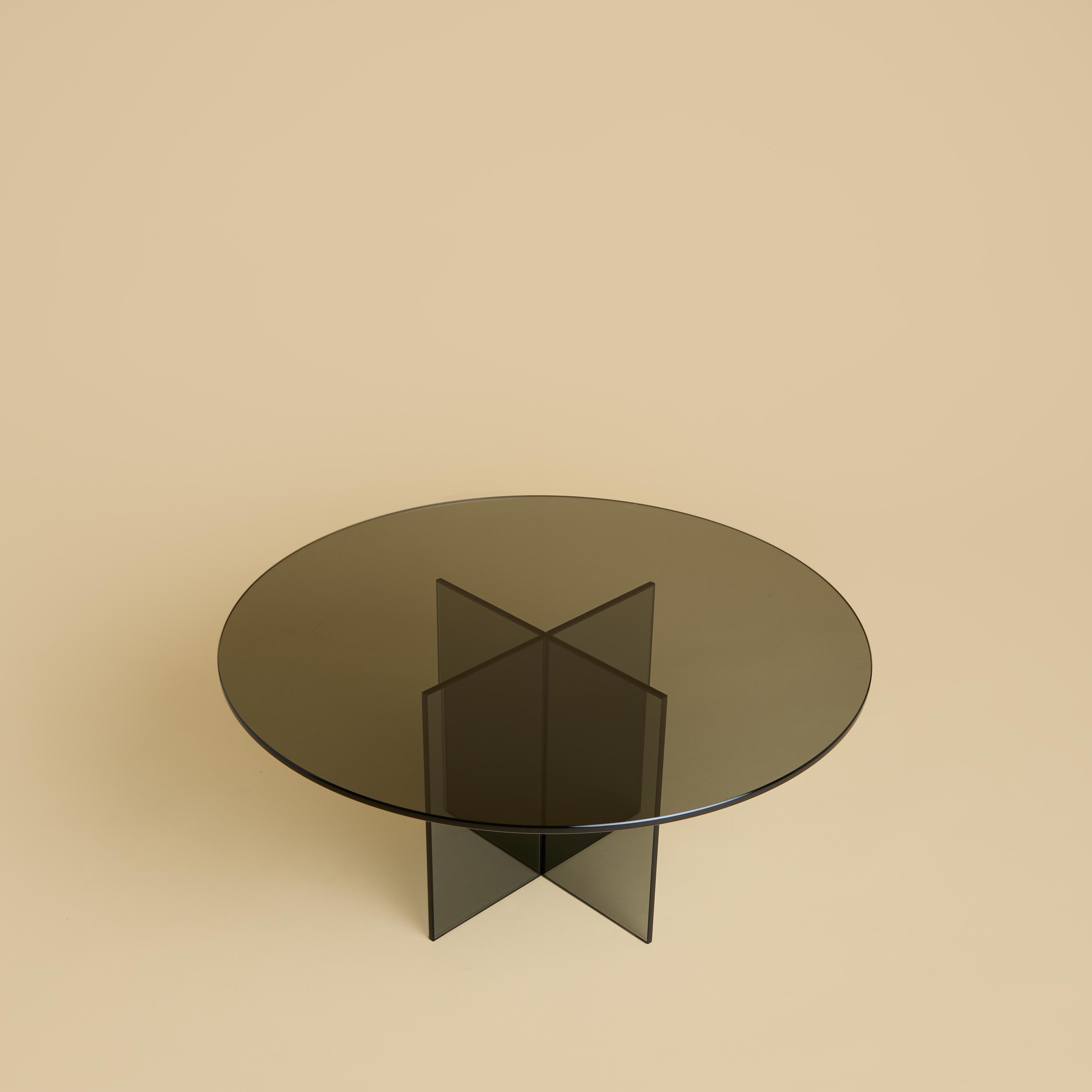 https://a.1stdibscdn.com/smoked-glass-coffee-table-made-in-italy-for-sale-picture-3/f_80972/f_348889721687418079431/lebanto_01_04_230270_master.jpg