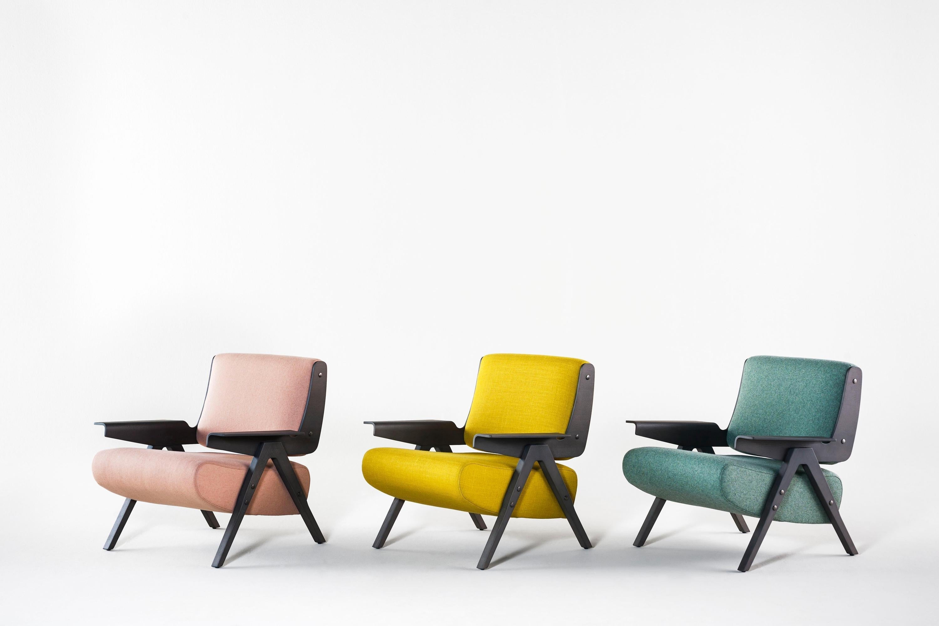 https://a.1stdibscdn.com/tacchini-lina-armchair-designed-by-gianfranco-frattini-for-sale-picture-2/f_44652/f_216876421607137222675/lina_phandreaferrari_0_2_b_master.jpg