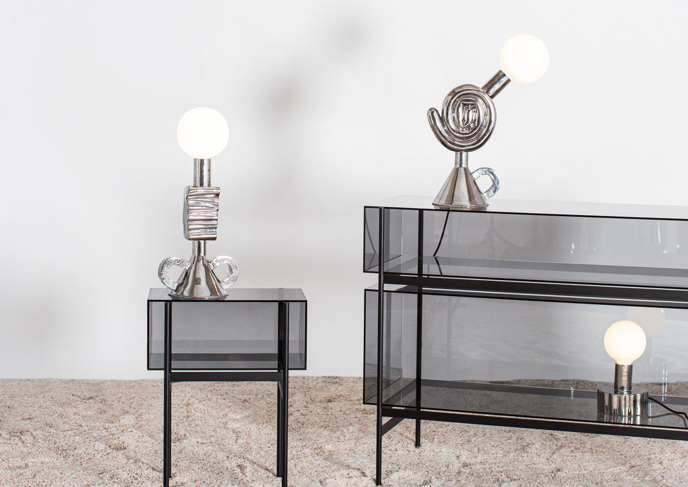 https://a.1stdibscdn.com/customizable-pulpo-lyn-glass-cabinet-by-visser-meijwaard-for-sale-picture-2/f_44652/f_435870621739290873609/lyn_mini_and_extended_Visser_Meijwaard_2_master.jpg