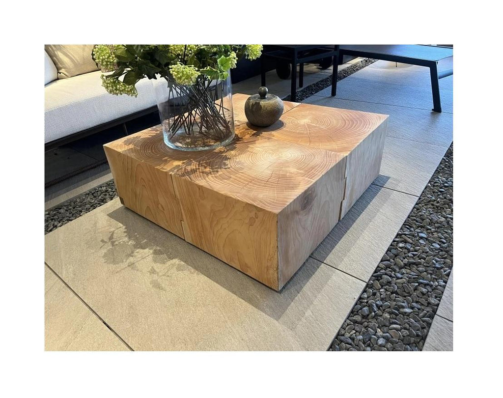 https://a.1stdibscdn.com/blocks-outdoor-coffee-table-in-scented-cedar-wood-by-riva-1920-italy-for-sale-picture-6/f_27693/f_434705721765828635105/madia_riva_1920_eco_block_475922_l_master.jpg