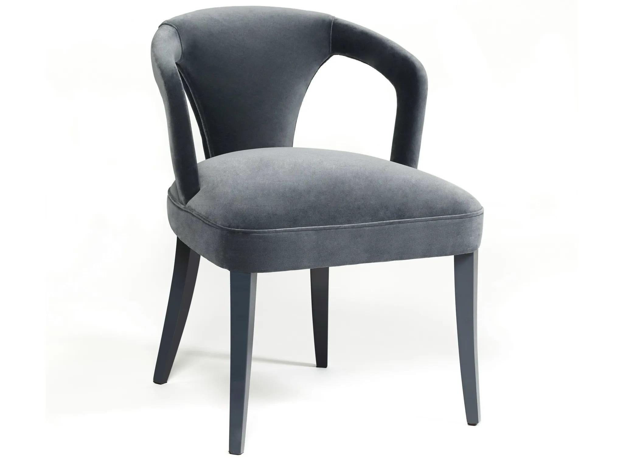 https://a.1stdibscdn.com/hand-tailored-designer-dining-chair-in-water-repellent-velvet-for-sale-picture-3/f_27693/f_400536021717646120929/mary_Q_master.jpg