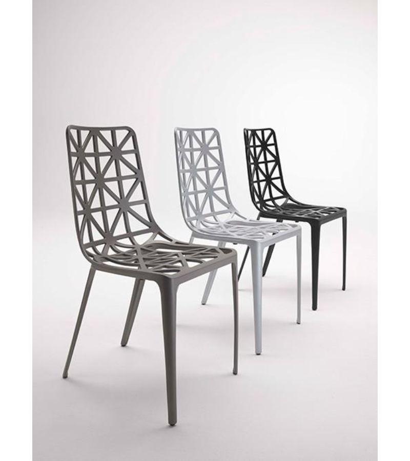 https://a.1stdibscdn.com/new-eiffel-tower-chair-by-alain-moatti-for-sale-picture-12/f_12192/f_318542521671623195171/marzo_14_0043_5000x_master.jpg
