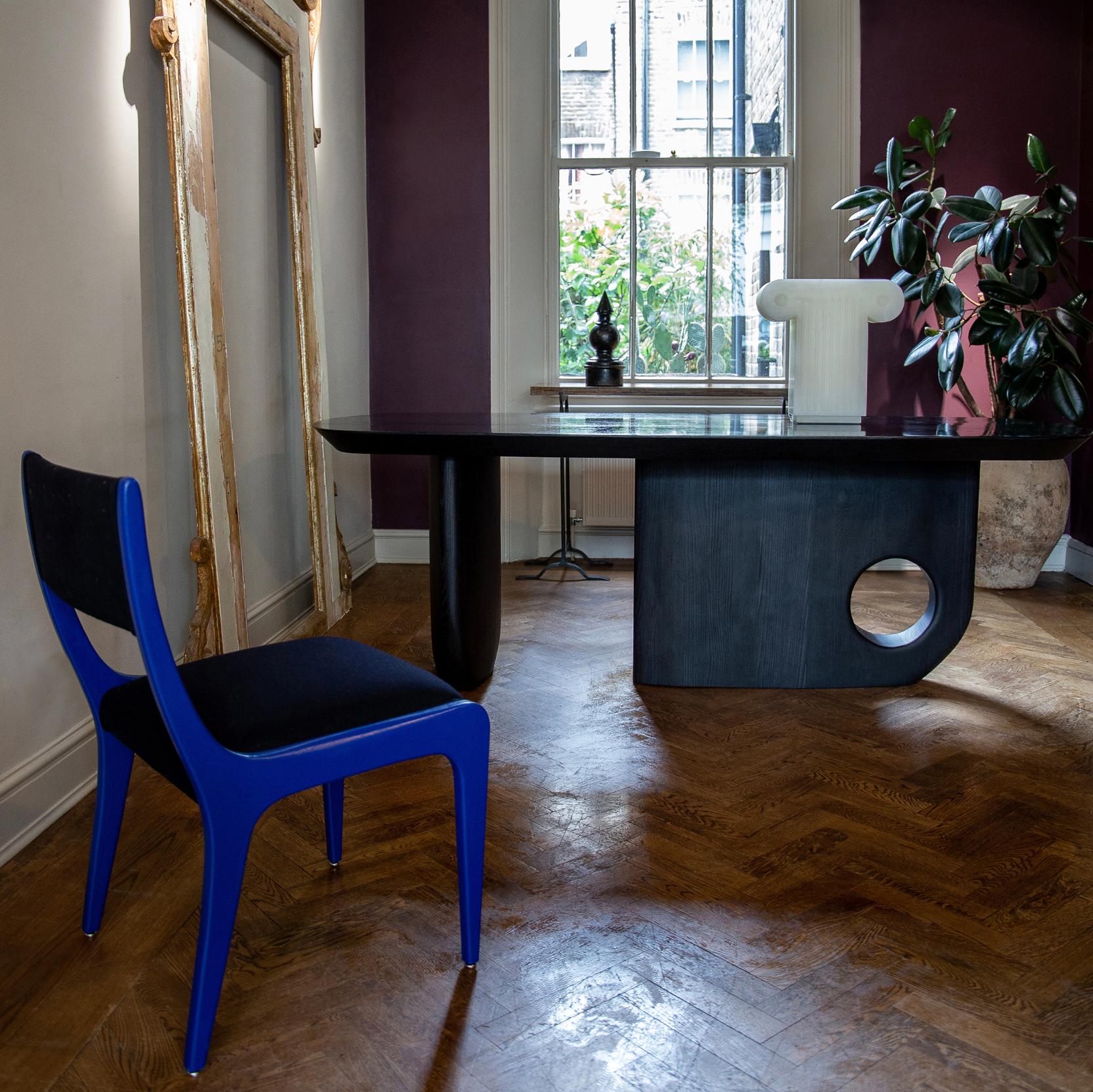 https://a.1stdibscdn.com/menhir-dining-table-designed-by-toad-gallery-london-for-sale-picture-6/f_22763/f_154485421589281779634/menhir_context_master.jpg