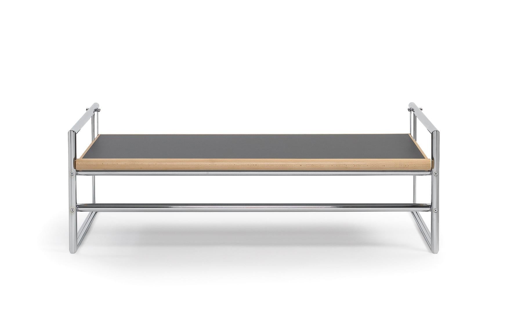 https://a.1stdibscdn.com/classicon-menton-table-by-eileen-gray-for-sale-picture-3/12330573/f_138518711551437723733/menton_unten_frontal_master.jpg