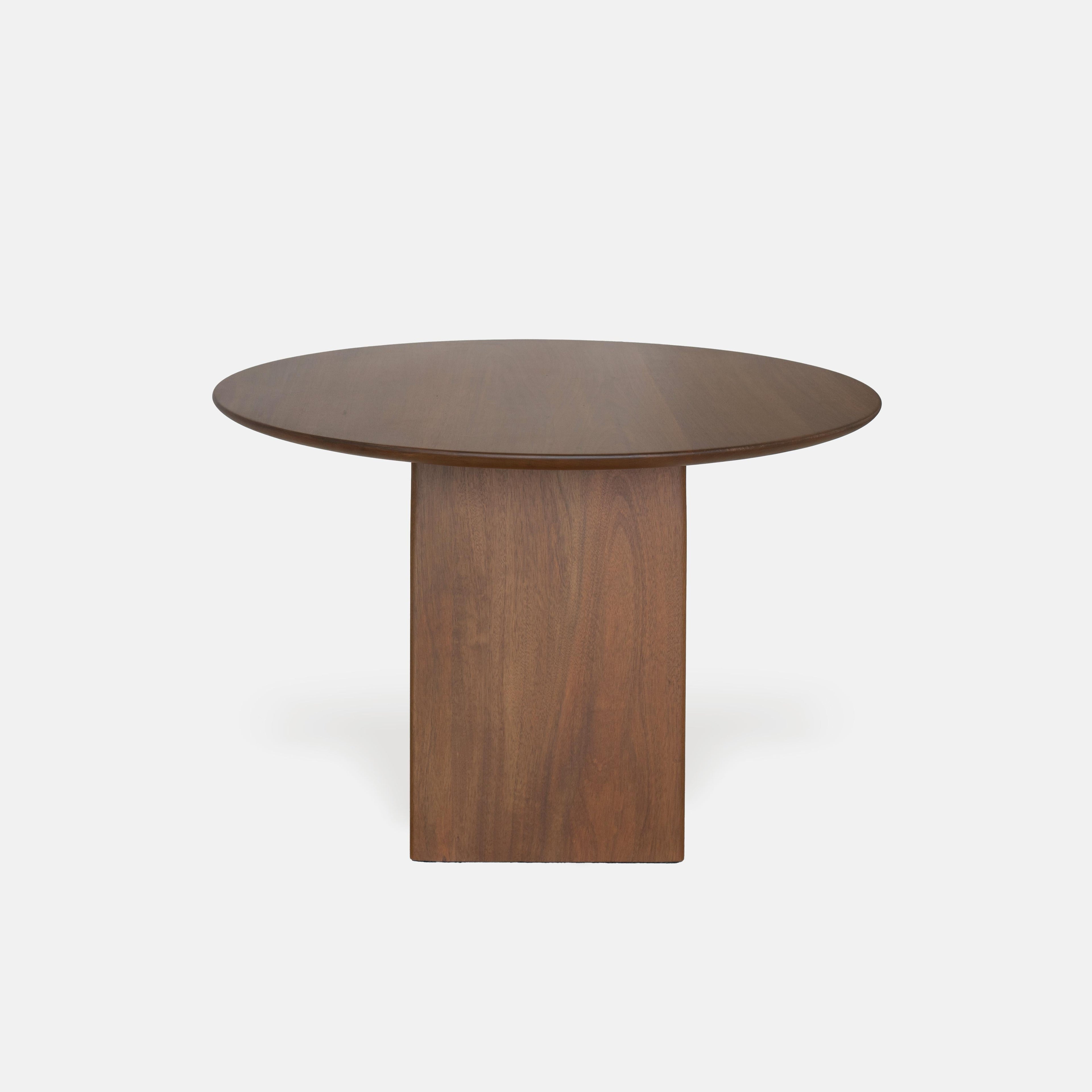 https://a.1stdibscdn.com/tres-dinner-table-in-solid-jequitiba-wood-for-sale-picture-2/f_88392/f_442493321743105308198/mesa_tres_2_master.jpg