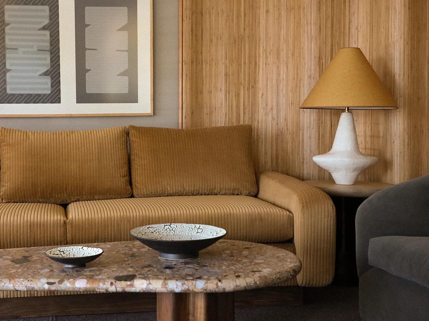 https://a.1stdibscdn.com/mesa-sleeper-sofa-by-lawson-fenning-for-sale-picture-3/f_8060/f_415693521726854943063/mesasleeperlifestyle_master.jpeg