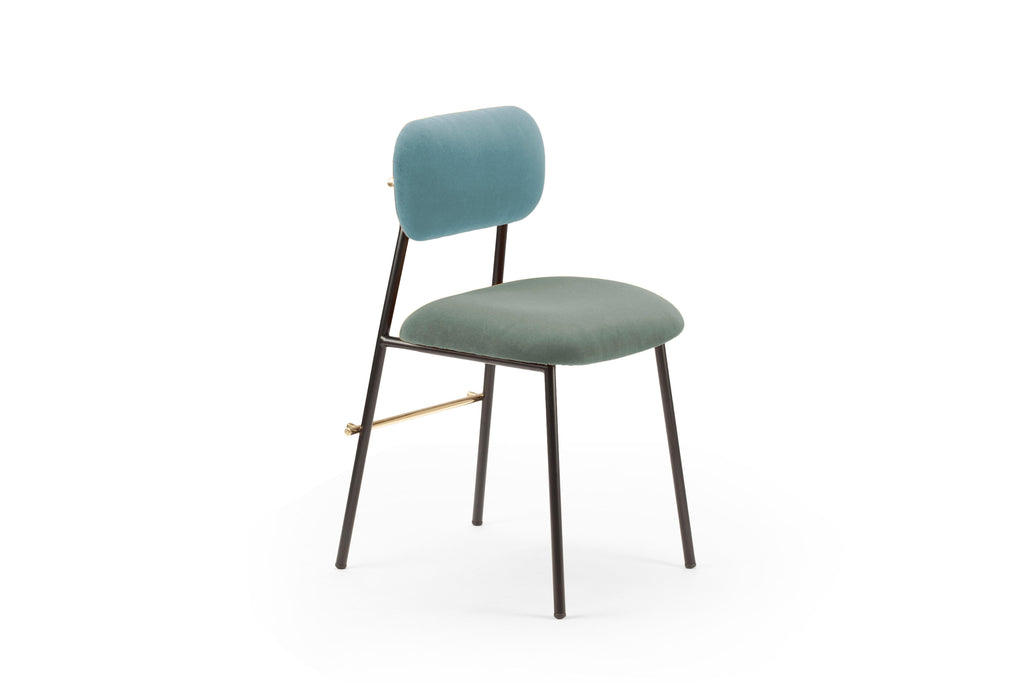 https://a.1stdibscdn.com/contemporary-classic-chair-miami-in-com-with-brass-details-for-sale-picture-10/f_40973/f_274125021737038162892/miami_chair_master.jpg