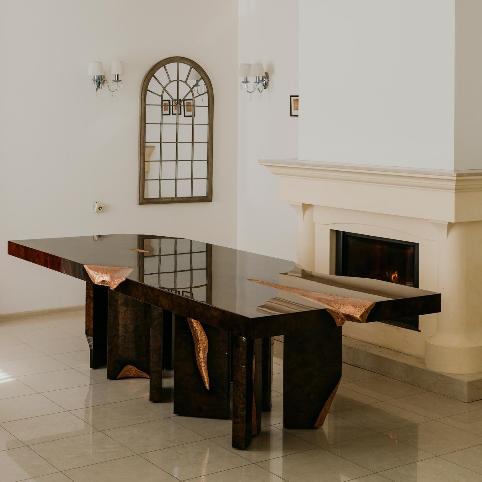 https://a.1stdibscdn.com/exclusive-dining-table-with-poplar-roots-hand-hammered-copper-inlays-for-sale-picture-4/f_55202/f_216558921606997120413/milan_LST_master.jpg