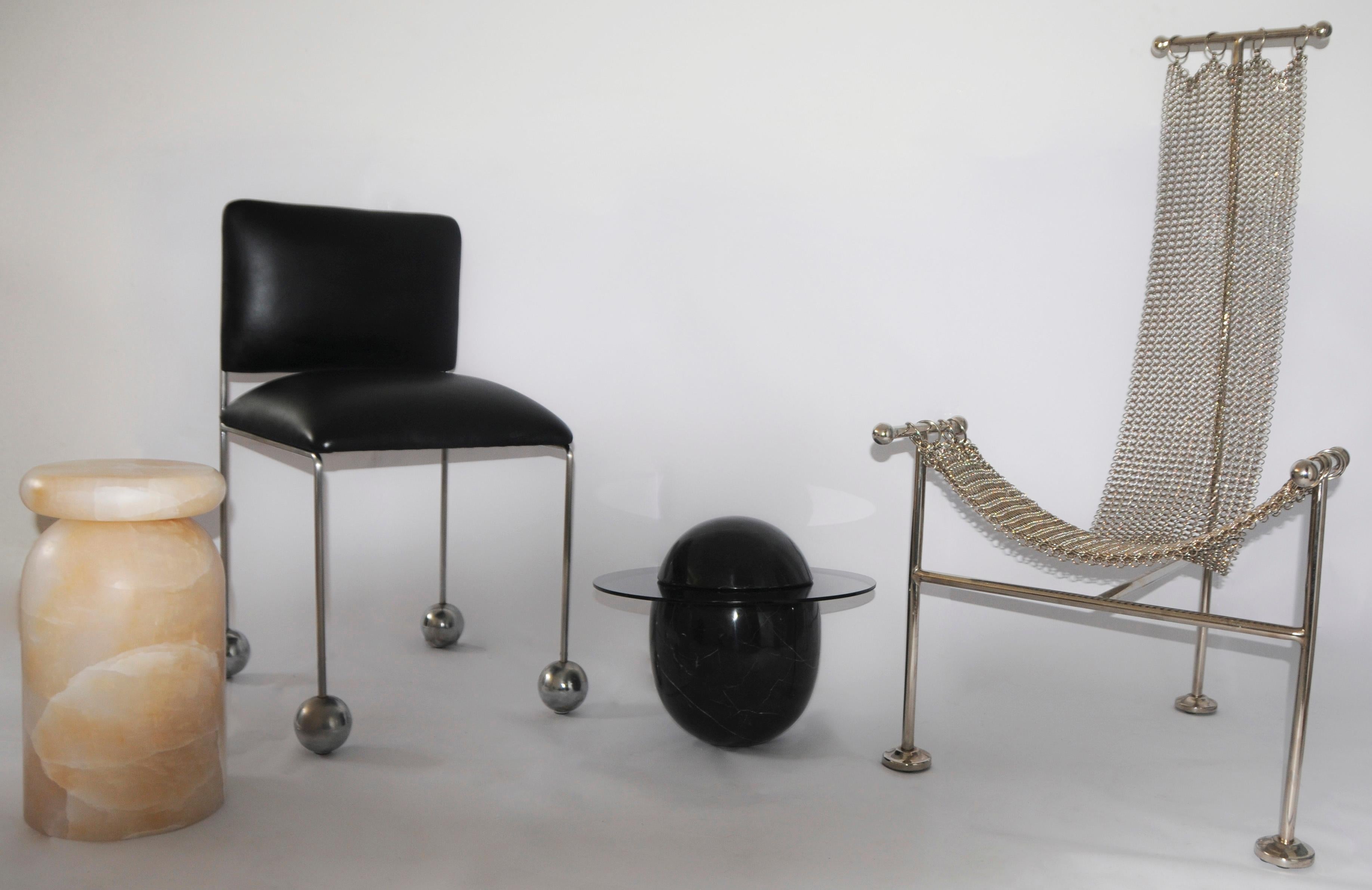 https://a.1stdibscdn.com/ball-foot-sculptural-chair-vegan-cactus-leather-green-for-sale-picture-4/f_69682/f_495941721775751597787/miniuovo1710_2_1_master.jpg