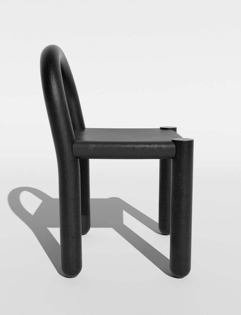https://a.1stdibscdn.com/missa-chair-in-leather-and-wood-by-pedro-paulo-venzon-for-sale-picture-5/f_41681/f_293679421656588473559/missa_05_master.jpg?width=768