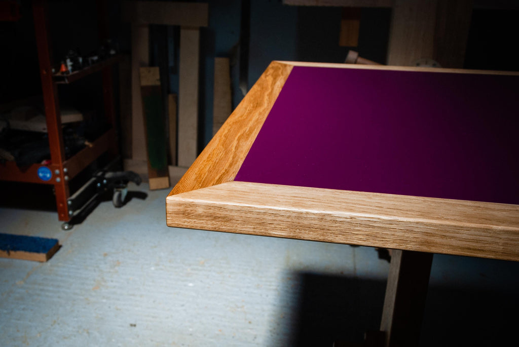 https://a.1stdibscdn.com/refectory-table-solid-oak-with-pink-formica-top-and-wiggly-feet-handmade-for-sale-picture-5/f_81202/f_346646421686221888394/mm_Table_Pink_07_master.jpg