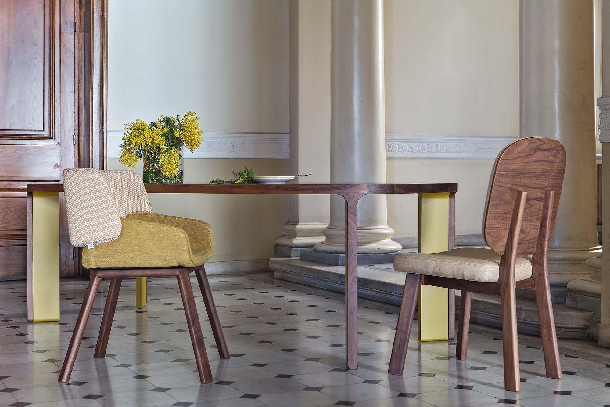 https://a.1stdibscdn.com/contemporary-dining-table-in-yellow-lacquer-and-walnut-for-sale-picture-5/f_27693/f_289481221656094763574/mob_011_acro_010_acro_bat_002_fam_g_arcit18_master.jpg