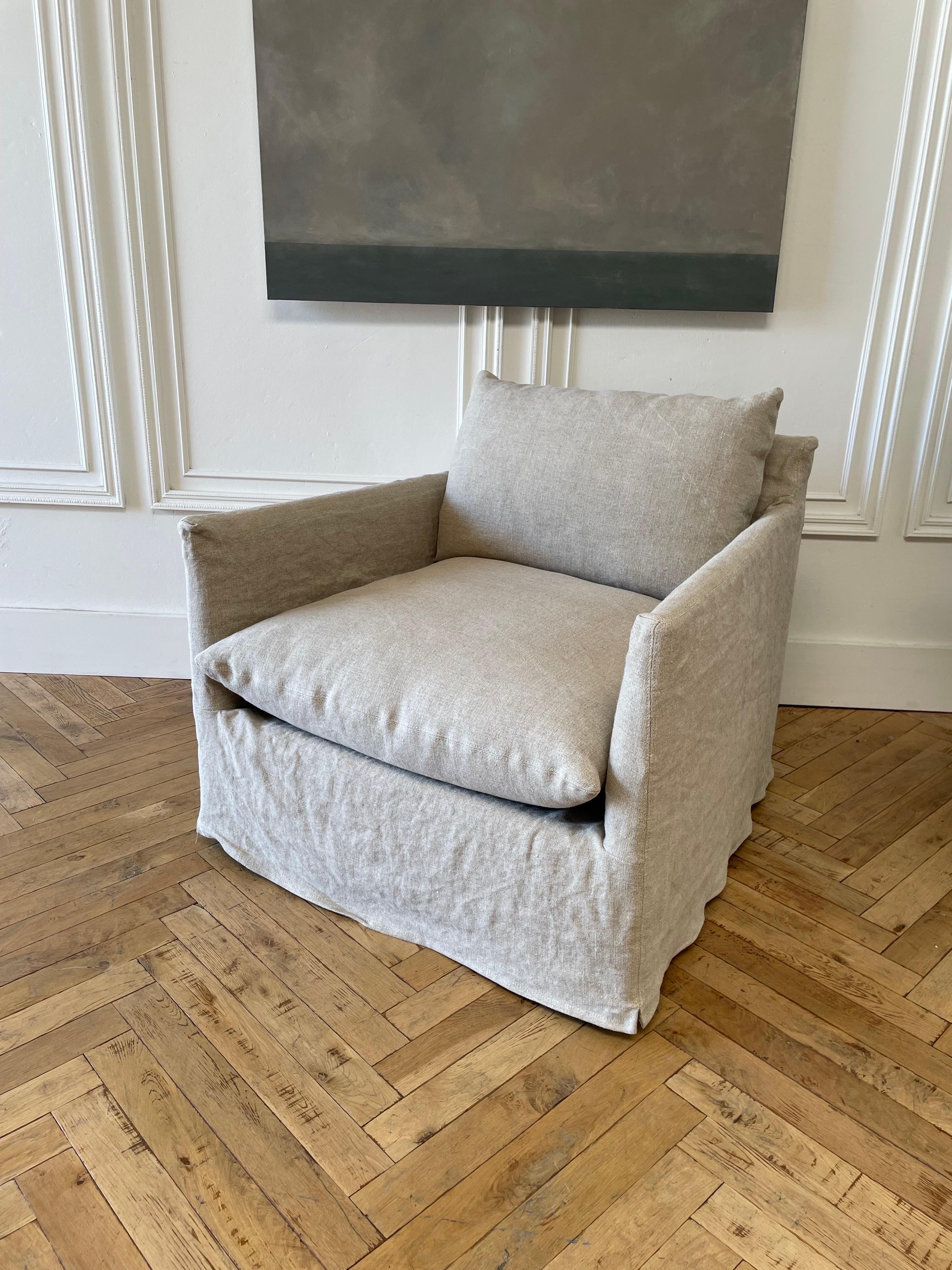 https://a.1stdibscdn.com/custom-swivel-chair-slip-covered-in-a-heavy-flax-stone-washed-linen-for-sale-picture-3/f_18223/f_30029732/mobilejpegupload_1661207459779_master.jpg