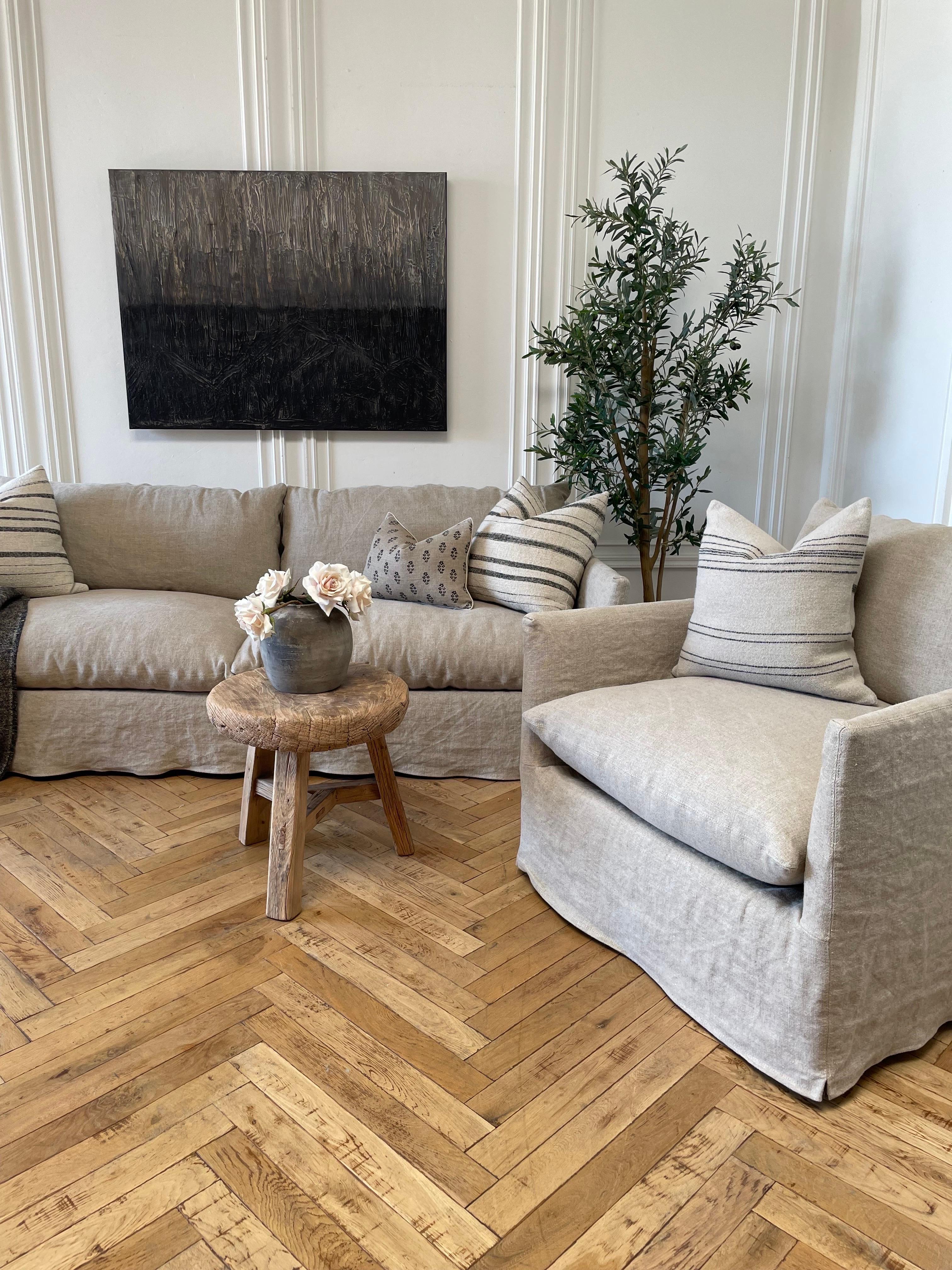 https://a.1stdibscdn.com/new-custom-stone-washed-irish-linen-slip-covered-sofa-with-down-alt-cushions-for-sale-picture-6/f_18223/f_31502932/mobilejpegupload_1669747021701_master.jpg