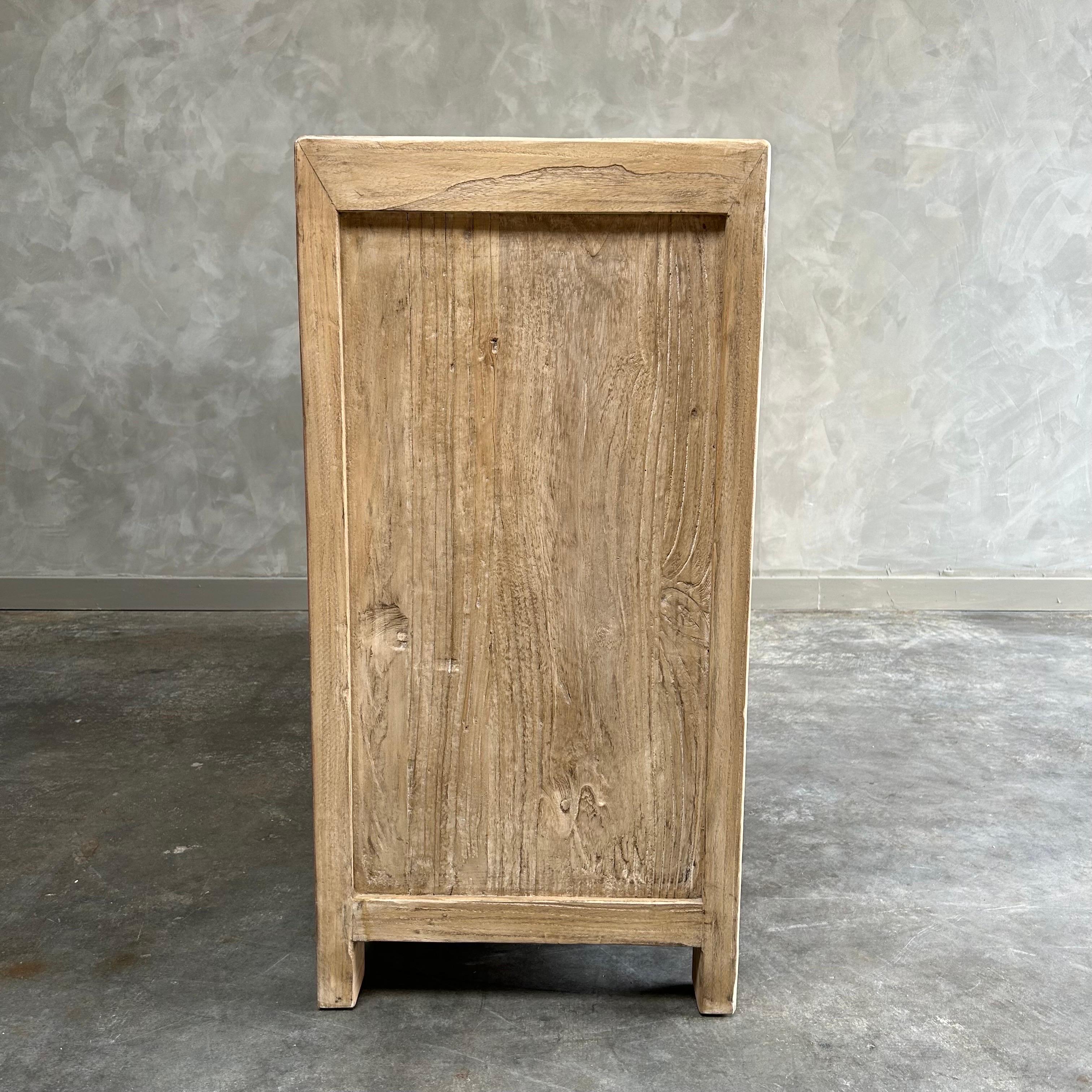 https://a.1stdibscdn.com/luna-double-reclaimed-wood-cabinet-with-drawers-for-sale-picture-7/f_18223/1686798650864/mobilejpegupload_33F665AD9A6948A18C68A0AE48CC43E5_master.jpg