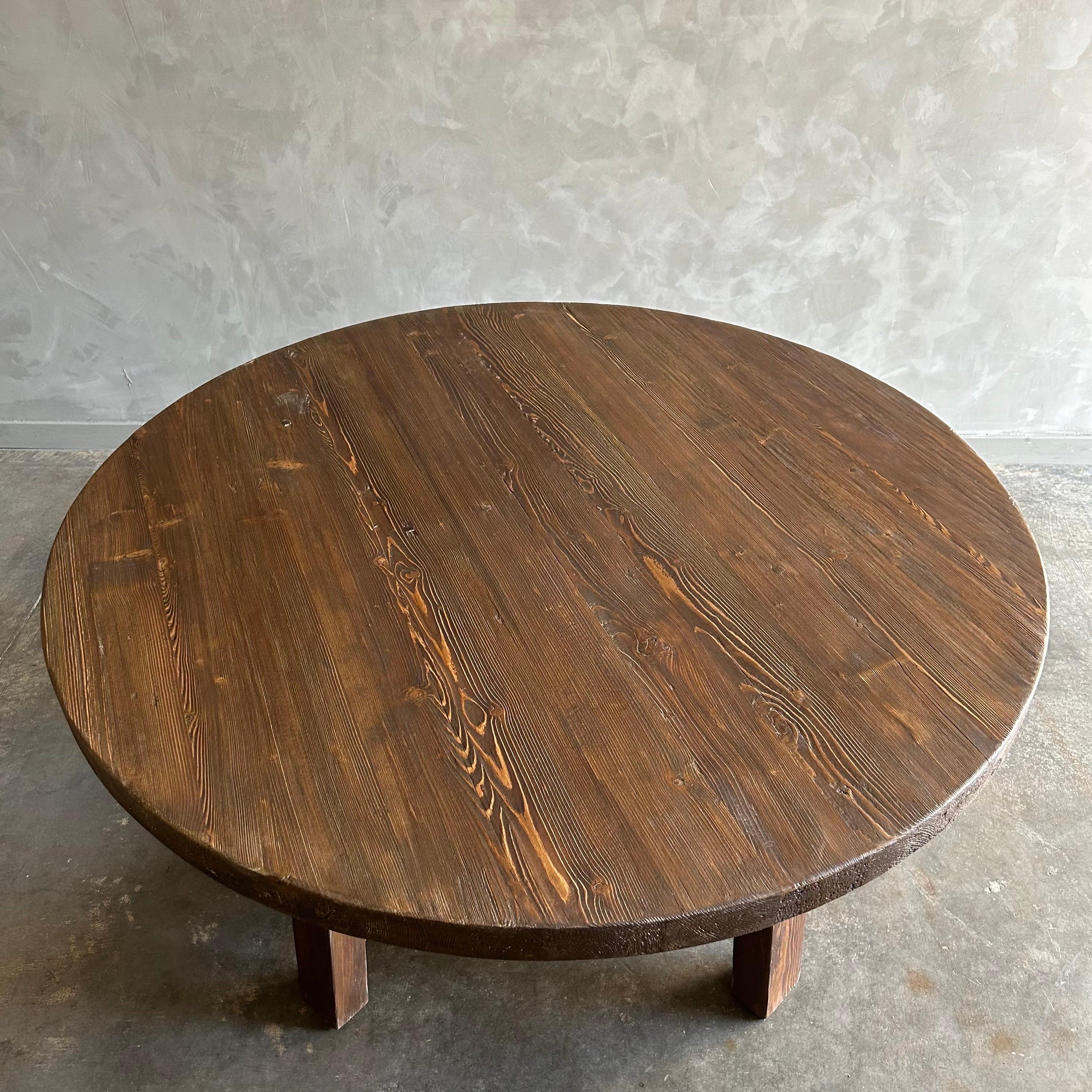 https://a.1stdibscdn.com/custom-made-reclaimed-elm-wood-round-dining-table-60-for-sale-picture-4/f_18223/f_408801521722522681145/mobilejpegupload_4BE2F9EE97FA46DA8BFC30C86E4130E0_master.jpg