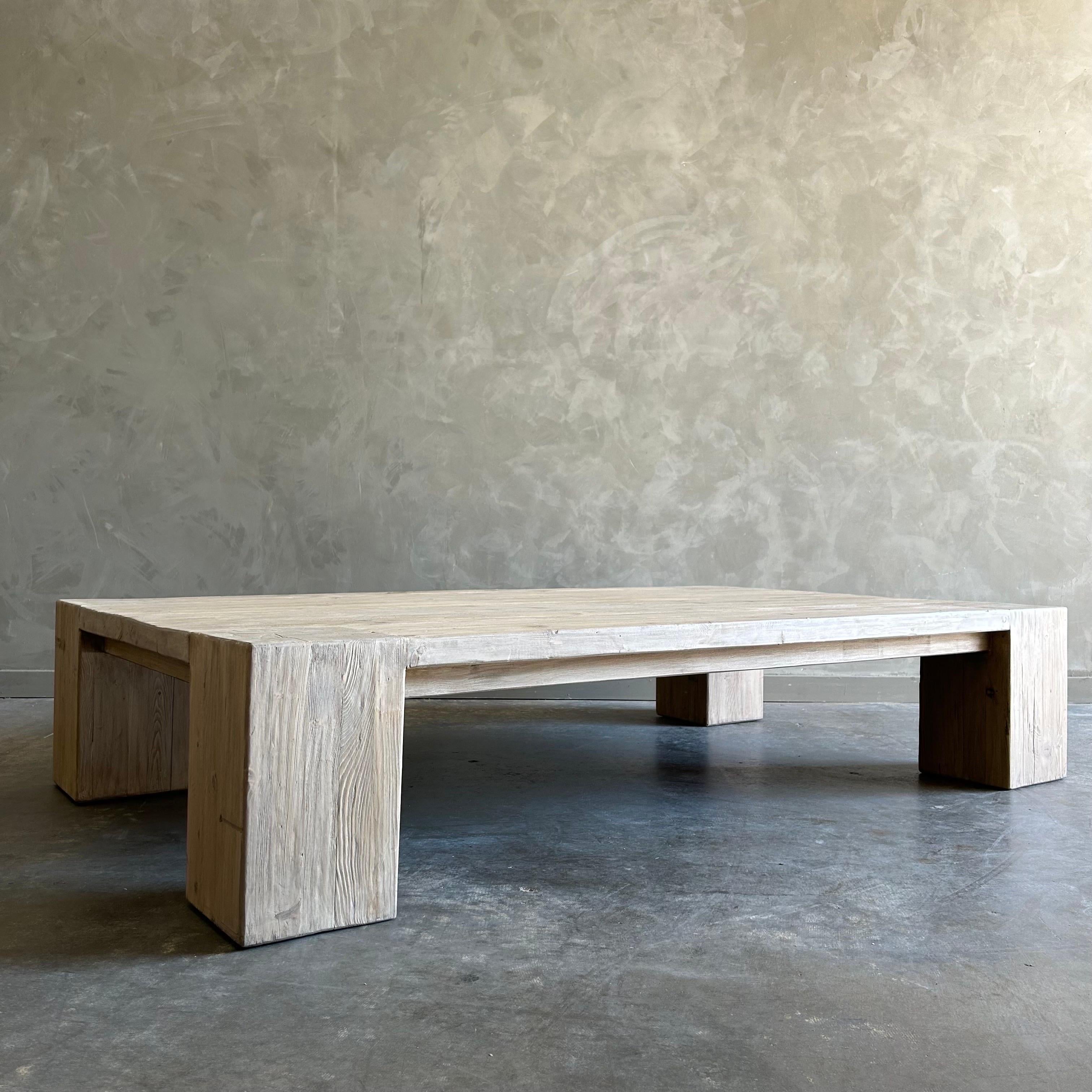 https://a.1stdibscdn.com/custom-x-large-elm-wood-beam-coffee-table-in-natural-for-sale-picture-9/f_18223/f_451464121747955037578/mobilejpegupload_4E6F56116463428E9A2C05566EFE509D_master.jpg