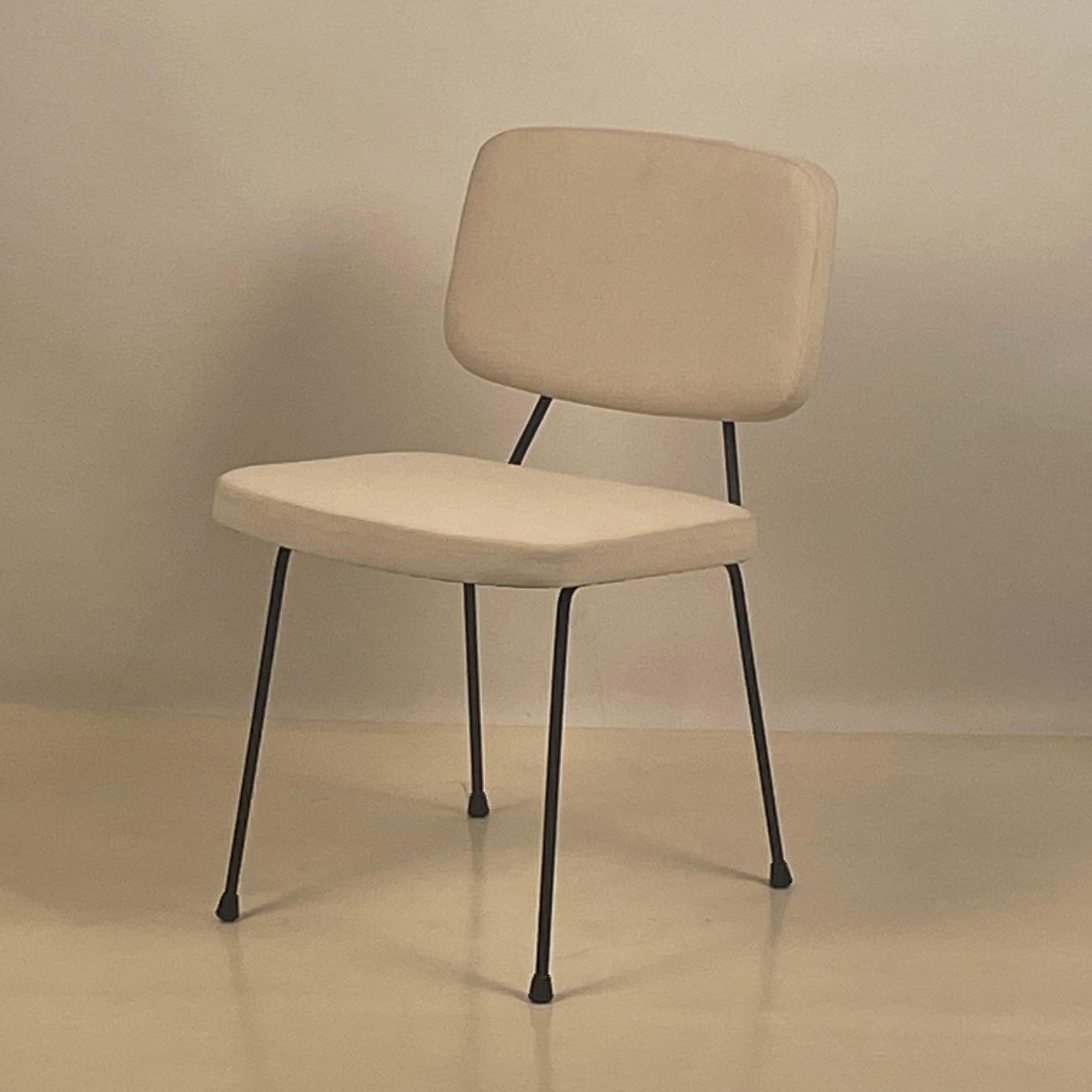 https://a.1stdibscdn.com/set-of-4-decade-dining-chairs-by-design-freres-for-sale-picture-3/f_8184/1638469639166/mobilejpegupload_5068AD1BB60C4ADD9A8314D57BA23033_master.jpg