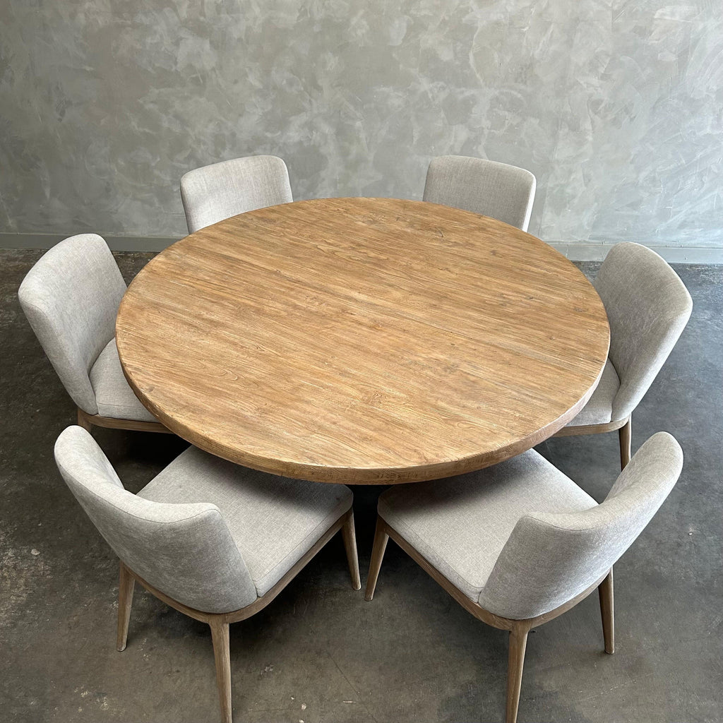https://a.1stdibscdn.com/custom-made-reclaimed-elm-wood-round-dining-table-59-for-sale-picture-10/f_18223/1687039482348/mobilejpegupload_58BFB407A45342F5B3675CB004F6682A_master.jpg