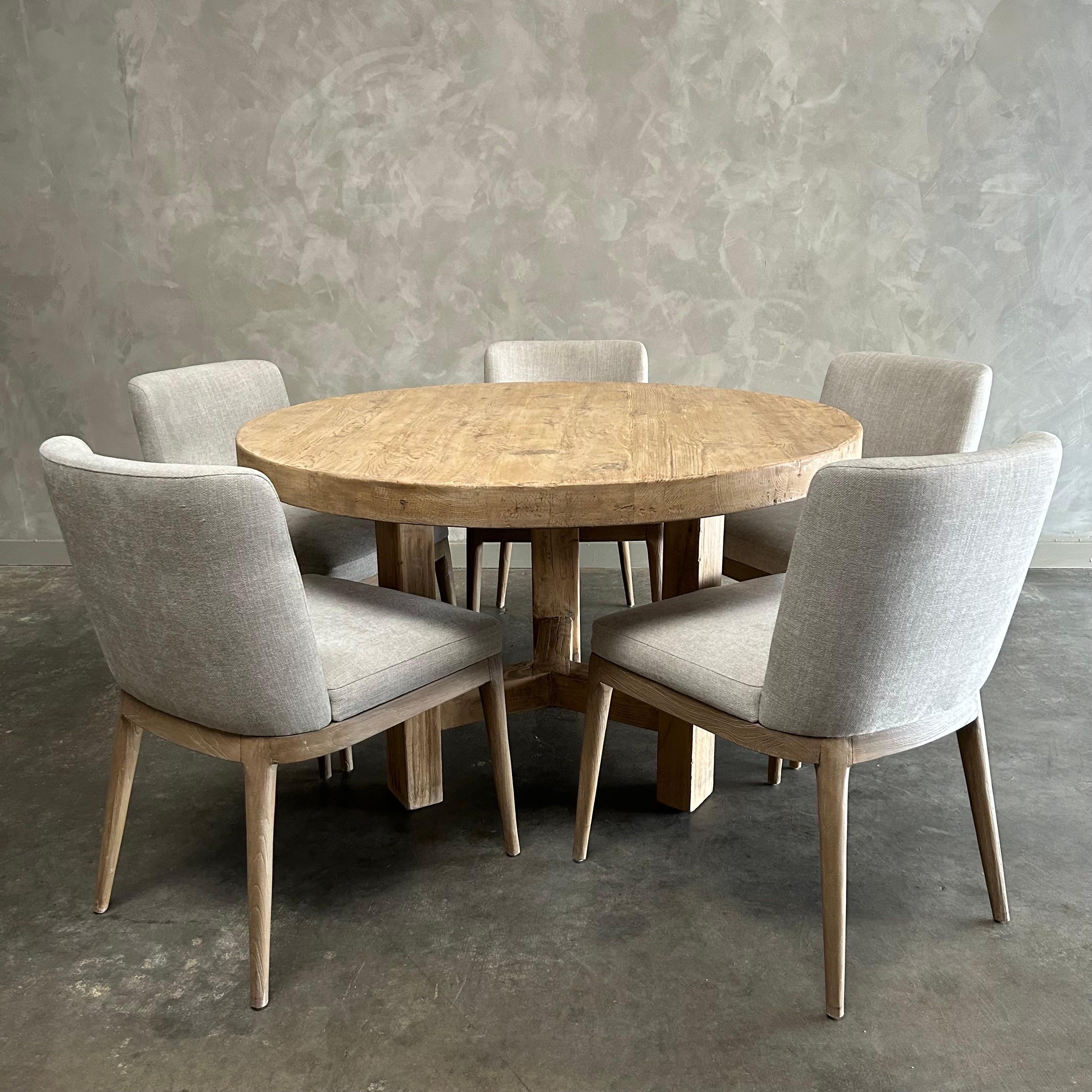 https://a.1stdibscdn.com/custom-made-round-elm-wood-dining-table-for-sale-picture-3/f_18223/f_351842321689103633481/mobilejpegupload_878AC77F51574757BD04FFF56FA5F4E3_master.jpg