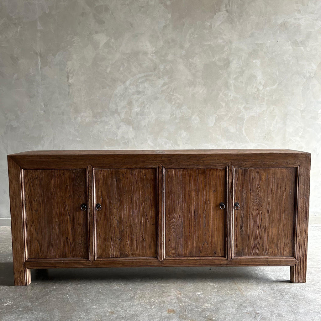 https://a.1stdibscdn.com/reclaimed-elm-wood-4-door-cabinet-or-sideboard-in-dark-finish-for-sale-picture-10/f_18223/f_416397321727294595609/mobilejpegupload_884A068618A343419F5F17420303C823_master.jpg