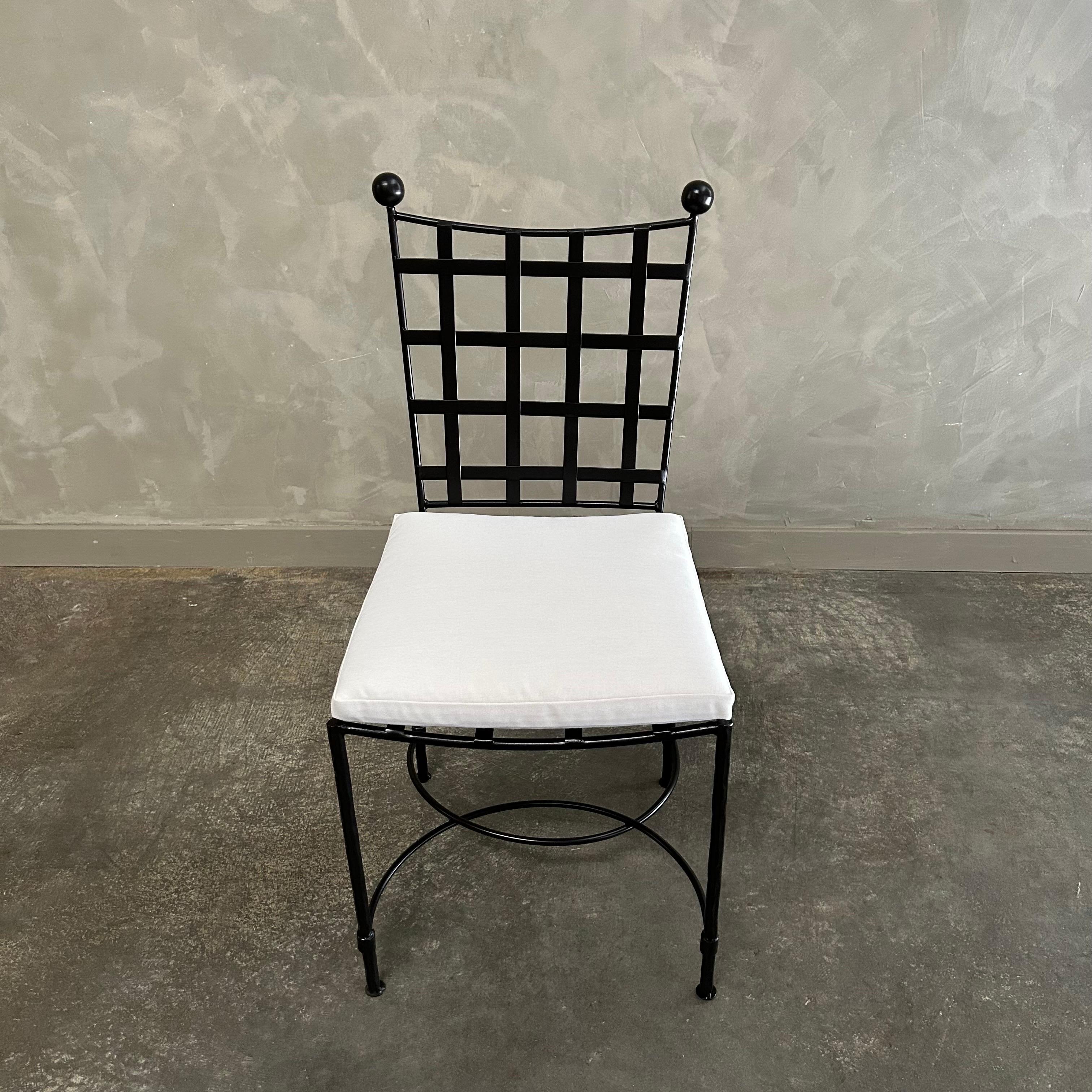 https://a.1stdibscdn.com/custom-made-outdoor-iron-dining-chair-with-sunbrella-cushion-for-sale-picture-5/f_18223/f_482916721768247962436/mobilejpegupload_8A19B696B708467A850935BCE2B3400F_master.jpg
