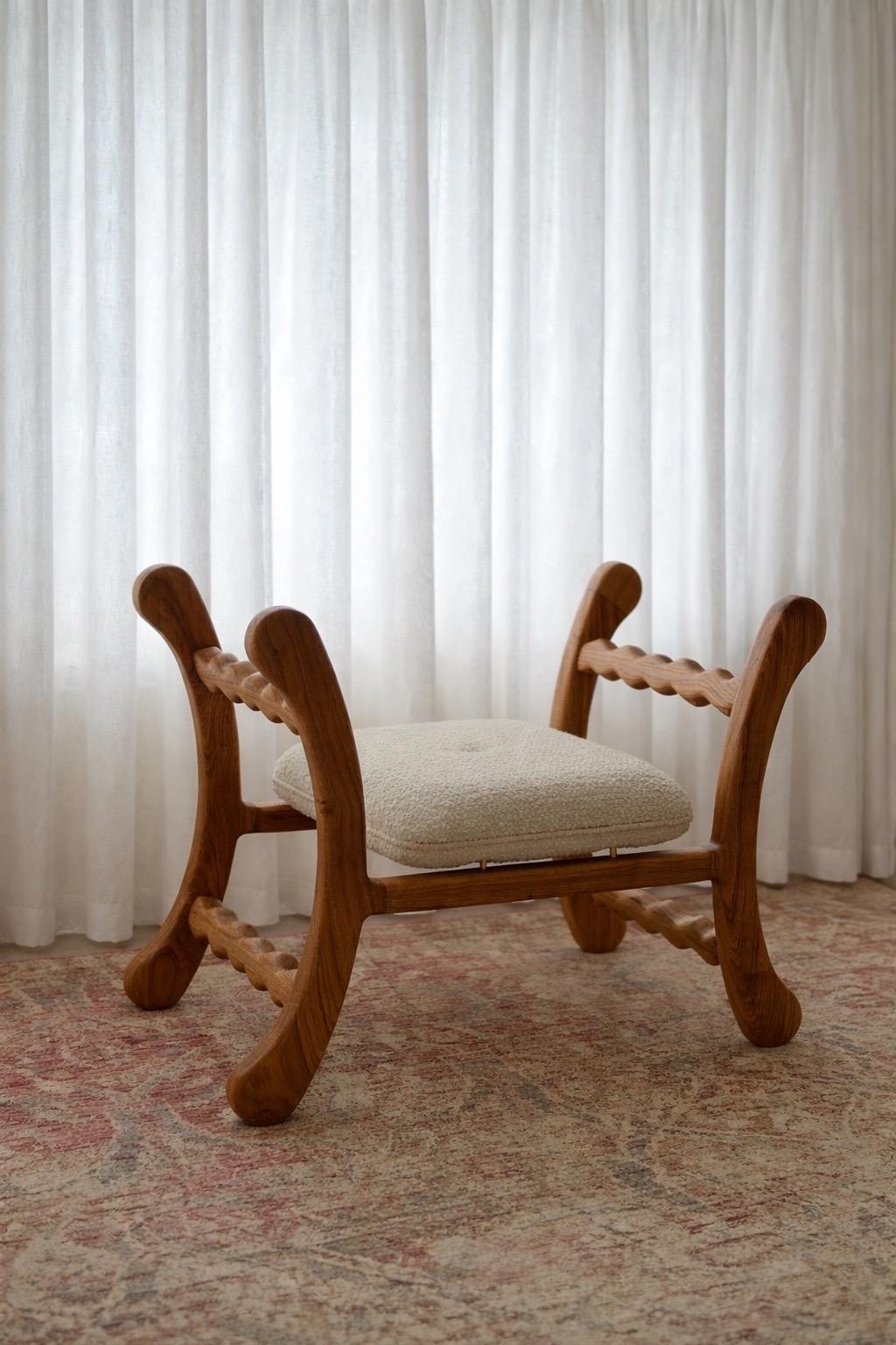 https://a.1stdibscdn.com/occasional-seat-oak-for-sale-picture-17/f_85912/1770411307731/mobilejpegupload_8EE9EC5A7AA44935964584DCA8C16436_master.jpg