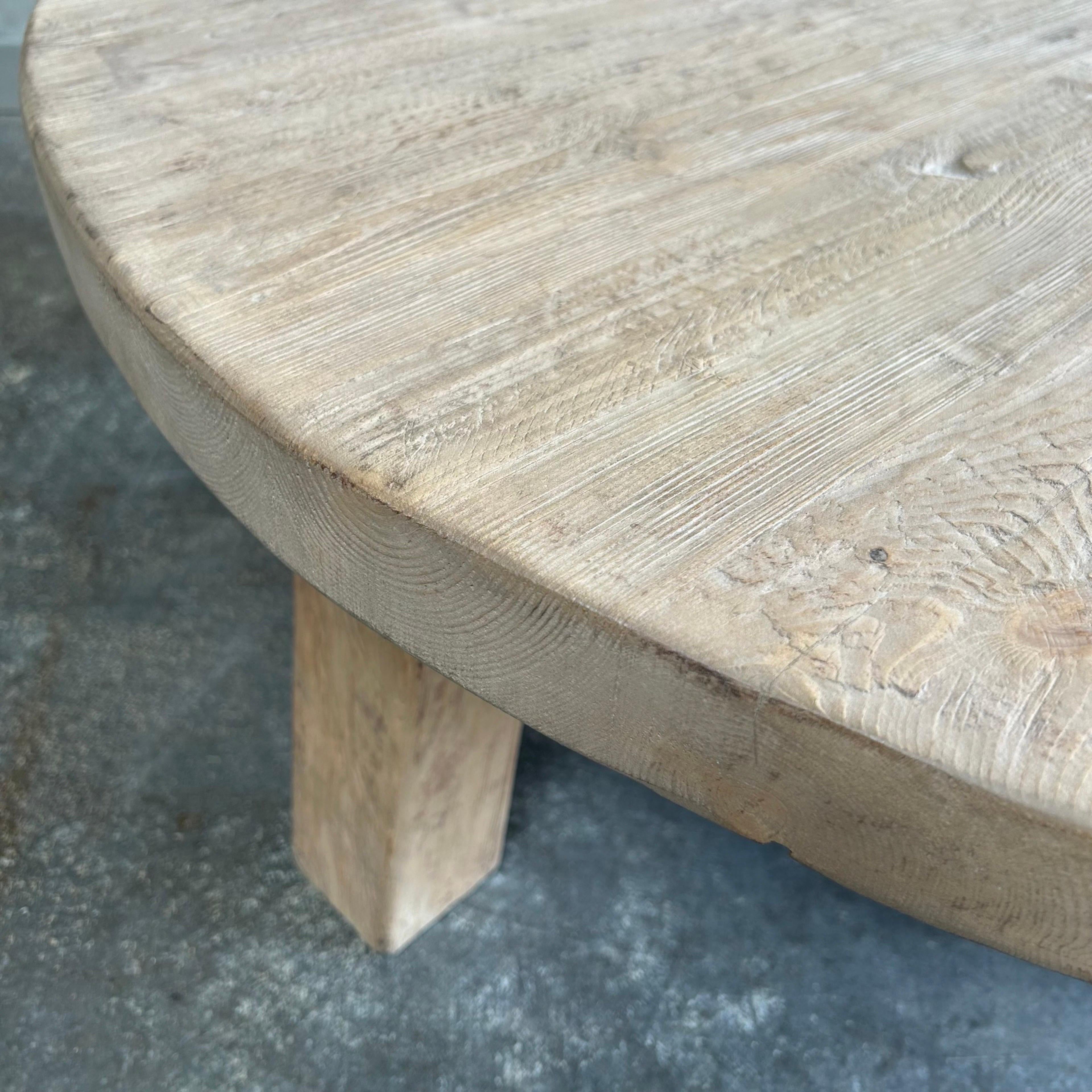 https://a.1stdibscdn.com/custom-round-luna-reclaimed-wood-coffee-table-for-sale-picture-7/f_18223/f_429880221735855354294/mobilejpegupload_935E6CC396BD43C9B99B20E86623918C_master.jpg