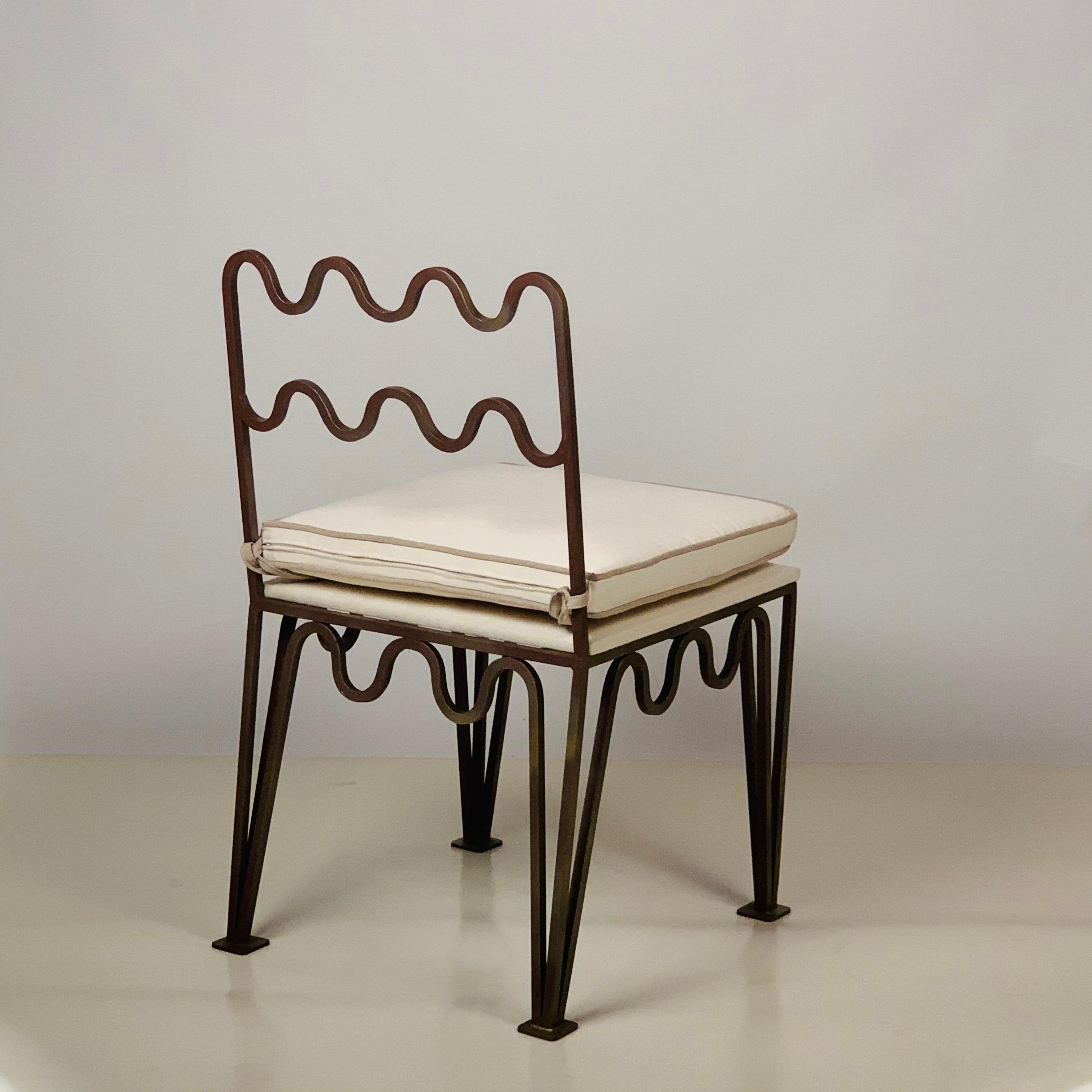 https://a.1stdibscdn.com/pair-of-chic-meandre-side-chairs-by-design-freres-for-sale-picture-6/f_8184/f_307549421665173501424/mobilejpegupload_9A83754C072440D0A5E1F90E138FF6A7_master.jpg