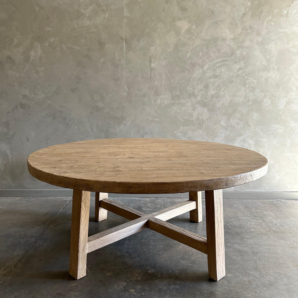 https://a.1stdibscdn.com/reclaimed-wood-dining-table-in-natural-wood-finish-72-for-sale-picture-11/f_18223/f_481700421767393417117/mobilejpegupload_9E5D36B54C5E4CE5AE68CA5ACD293FB5_master.jpg