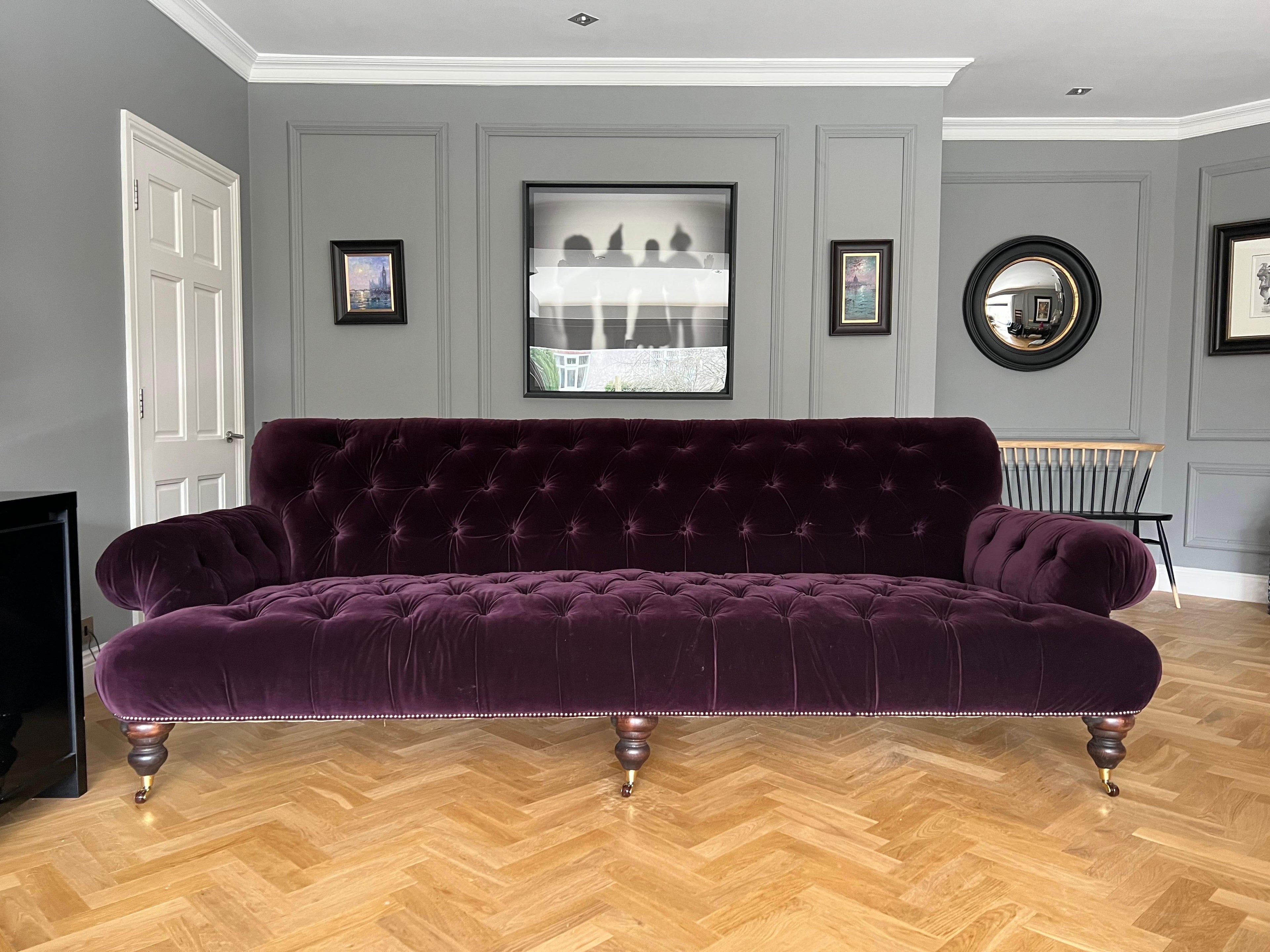 https://a.1stdibscdn.com/our-signature-robinson-fully-buttoned-tufted-sofa-for-sale-picture-6/f_79732/1677506752989/mobilejpegupload_A2F044E59097425CA7887E2FC97DF001_master.jpg