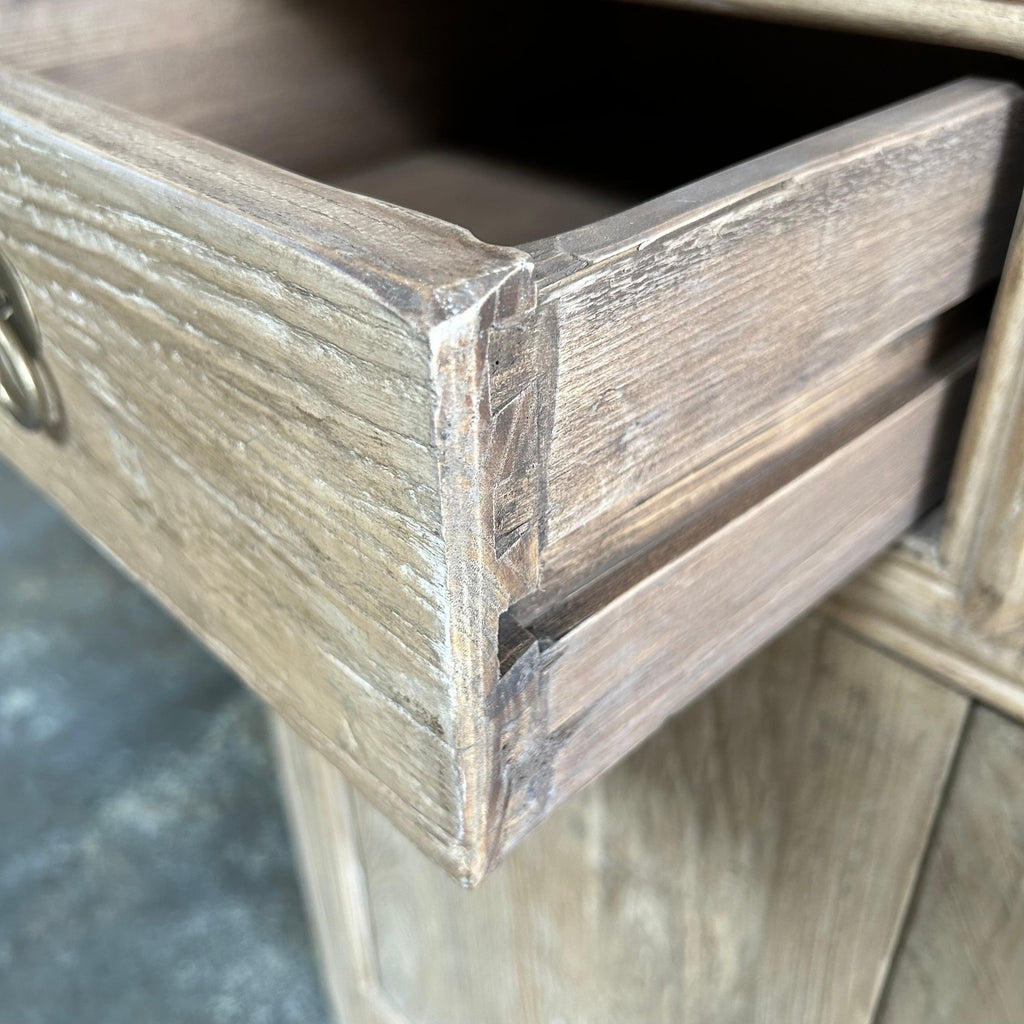 https://a.1stdibscdn.com/luna-double-reclaimed-wood-cabinet-with-drawers-for-sale-picture-5/f_18223/1686798625068/mobilejpegupload_A737B78FEDE64156B41CD7C17144D1C5_master.jpg