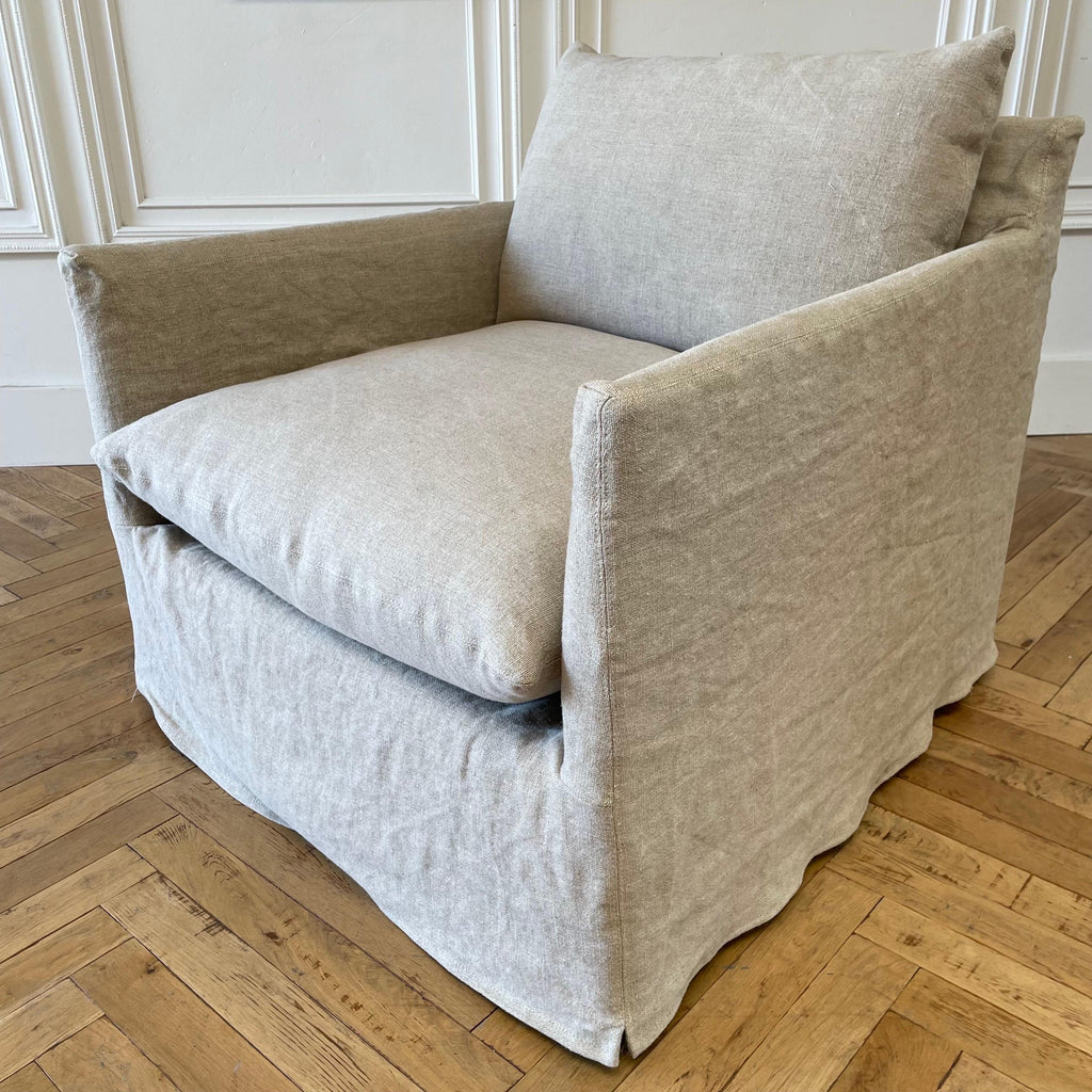 https://a.1stdibscdn.com/custom-swivel-chair-slip-covered-in-a-heavy-flax-stone-washed-linen-for-sale-picture-9/f_18223/1660770720712/mobilejpegupload_A856C0C9526A4E858C7CF28584A885B4_master.jpg