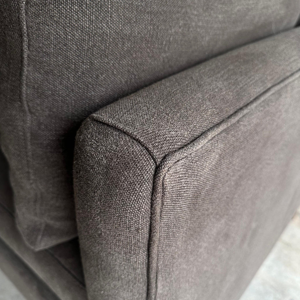 https://a.1stdibscdn.com/rudin-belgian-linen-sofa-with-down-wrapped-seat-cushion-in-cafe-noir-linen-for-sale-picture-4/f_18223/f_422667521731351158286/mobilejpegupload_A98265B95025408989A60602005D2CD9_master.jpg