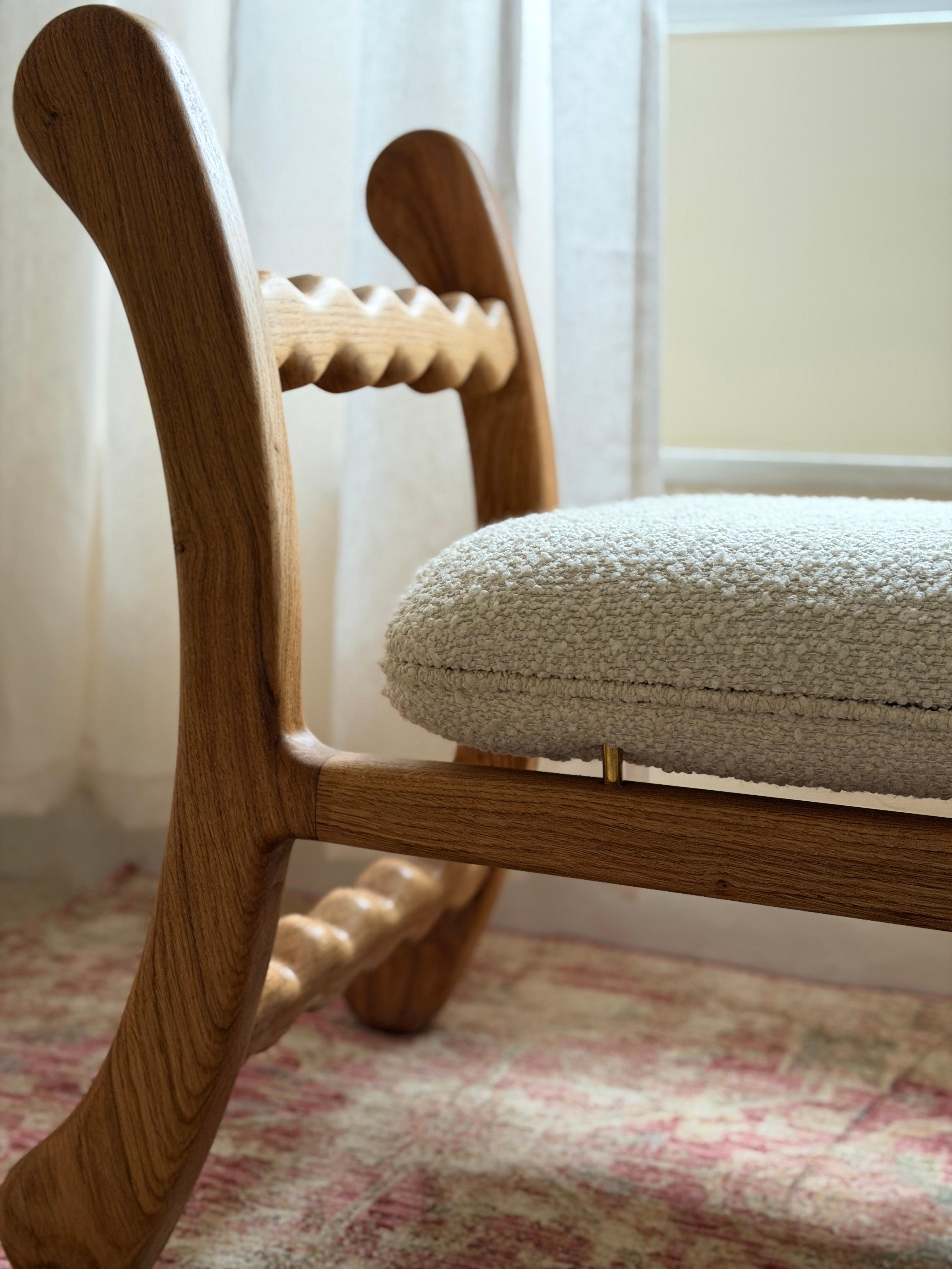 https://a.1stdibscdn.com/occasional-seat-oak-for-sale-picture-5/f_85912/1770411297308/mobilejpegupload_BE106999C23D464986B96B31A636B23D_master.jpg