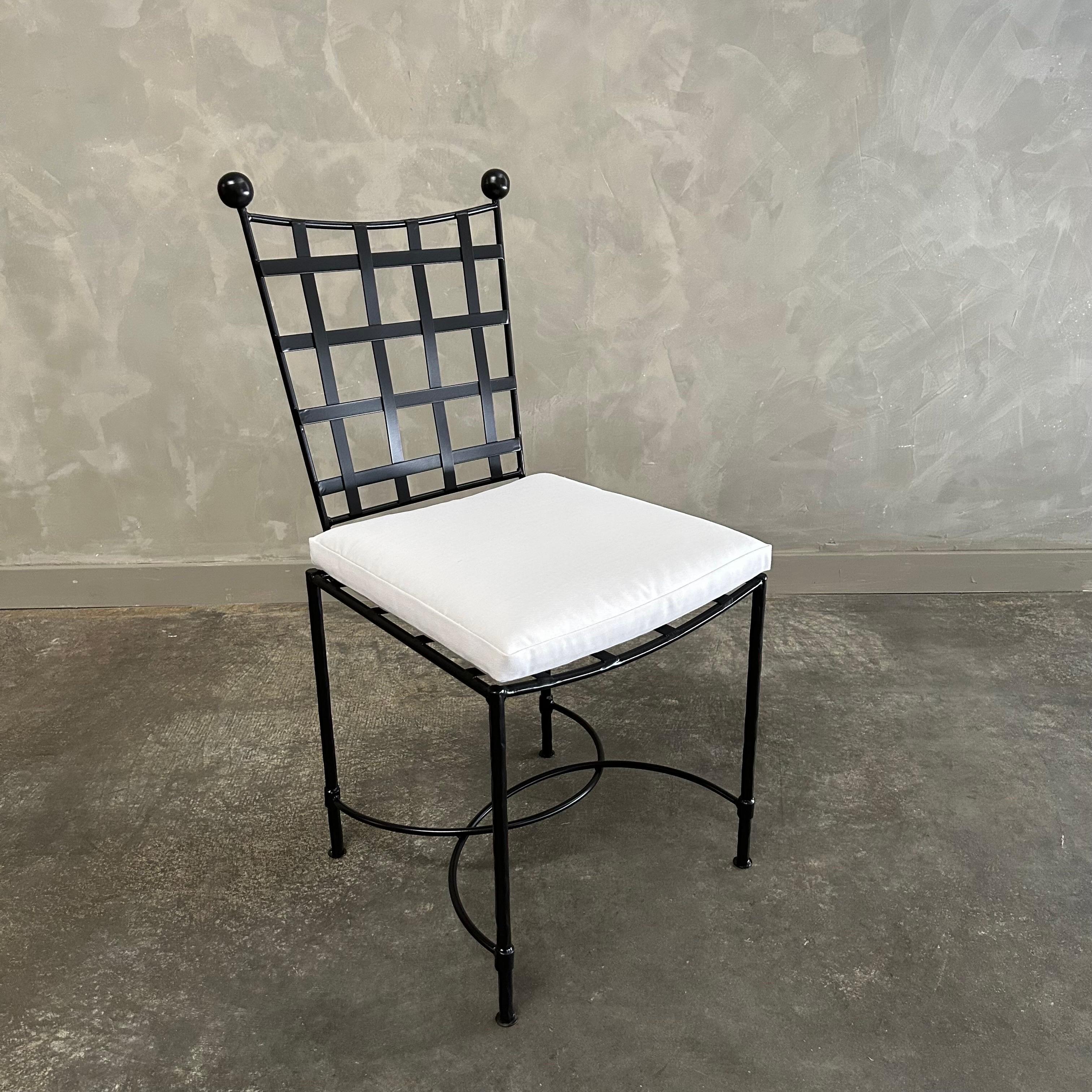 https://a.1stdibscdn.com/custom-made-outdoor-iron-dining-chair-with-sunbrella-cushion-for-sale-picture-3/f_18223/f_482916721768247961048/mobilejpegupload_BFB0D7FAD8BC42CEA32B75580F61520A_master.jpg