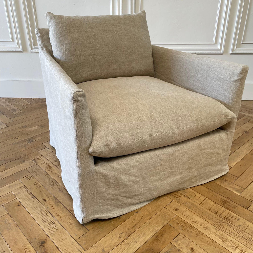 https://a.1stdibscdn.com/custom-swivel-chair-slip-covered-in-a-heavy-flax-stone-washed-linen-for-sale-picture-16/f_18223/1660770730283/mobilejpegupload_CAECB183A2E5478FA94C0270DE3DEA00_master.jpg