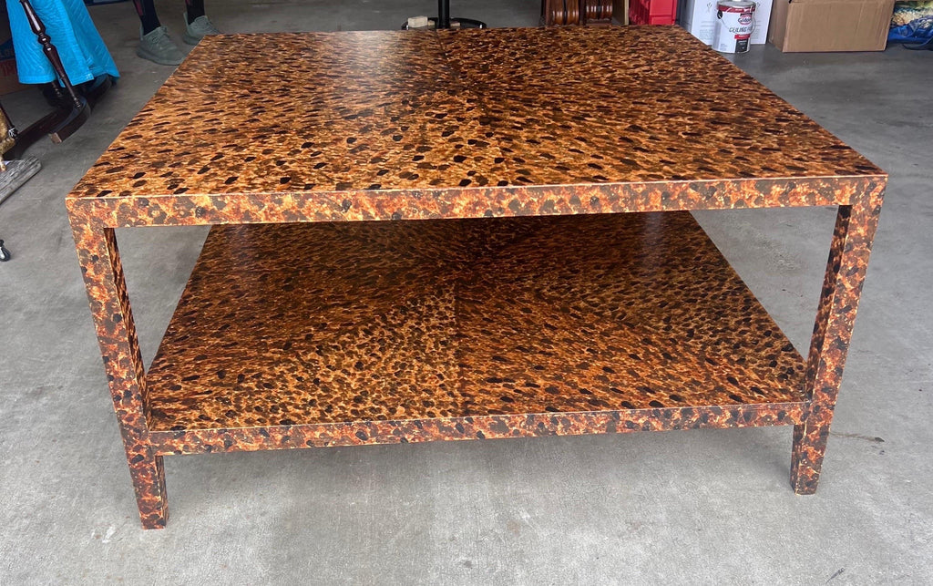 https://a.1stdibscdn.com/custom-hand-painted-cocktail-table-in-faux-tortoiseshell-finish-for-sale-picture-3/f_51881/1688564975507/mobilejpegupload_CC394A9226334E388FDB14F1A60450DC_master.jpg