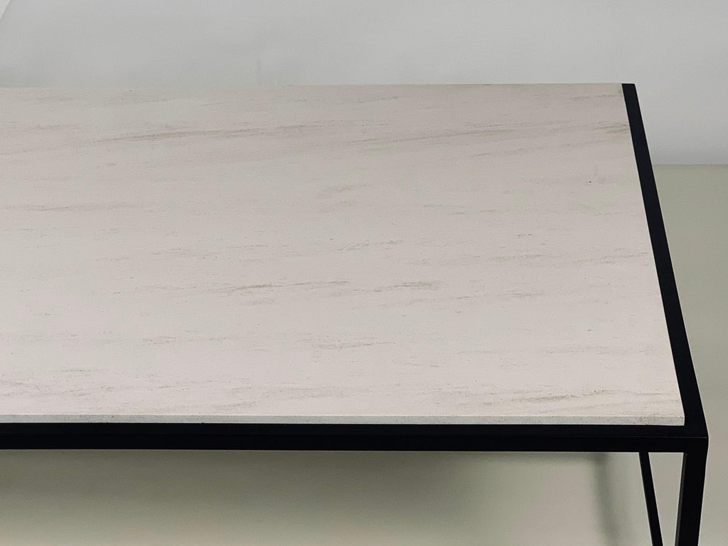 https://a.1stdibscdn.com/chic-large-diagramme-limestone-coffee-table-by-design-freres-for-sale-picture-7/f_8184/1606068737827/mobilejpegupload_CCDDFBDCE74C475D98175327CDDC62E5_master.jpg