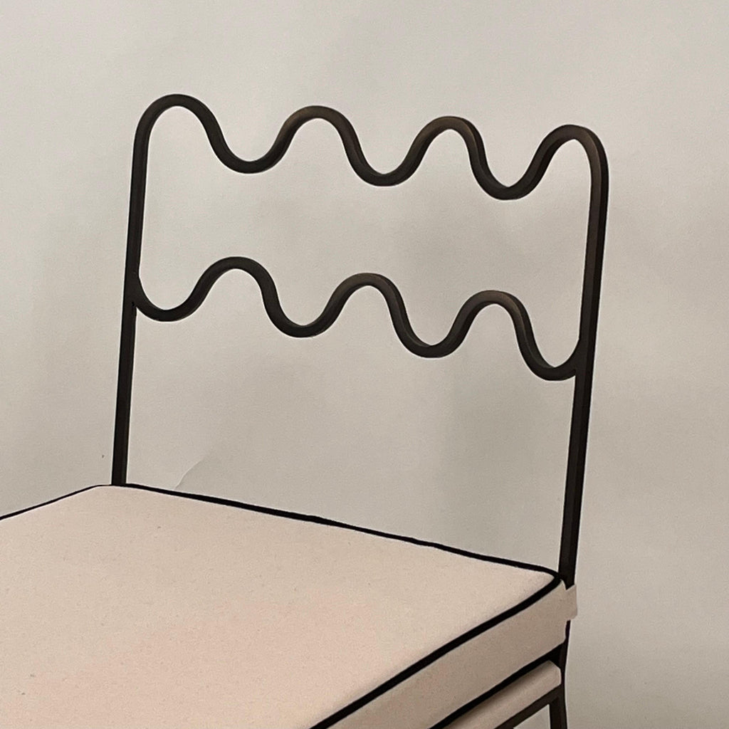 https://a.1stdibscdn.com/undulating-meandre-chair-by-design-freres-for-sale-picture-4/f_8184/f_358041521692651279999/mobilejpegupload_D188ABCCC8AD44C4AD270B3D76823FE1_master.jpg