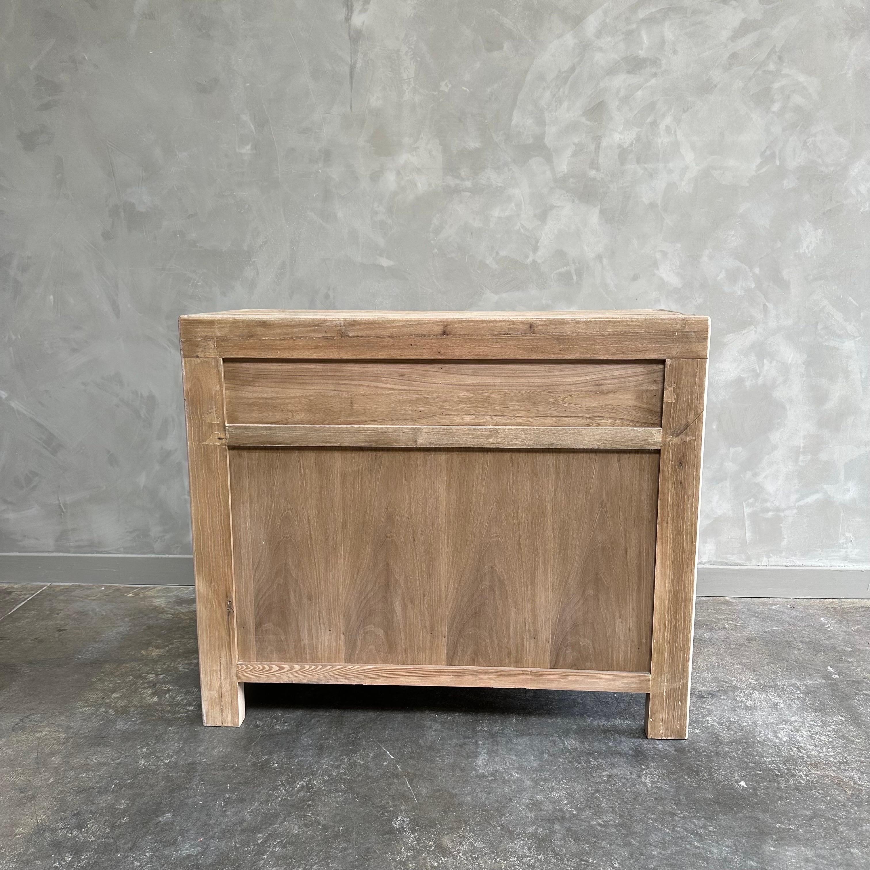 https://a.1stdibscdn.com/luna-reclaimed-elm-wood-cabinet-with-drawers-for-sale-picture-4/f_18223/1686863286092/mobilejpegupload_D4AA8411FDF34CAFBB24EB655722F9A9_master.jpg