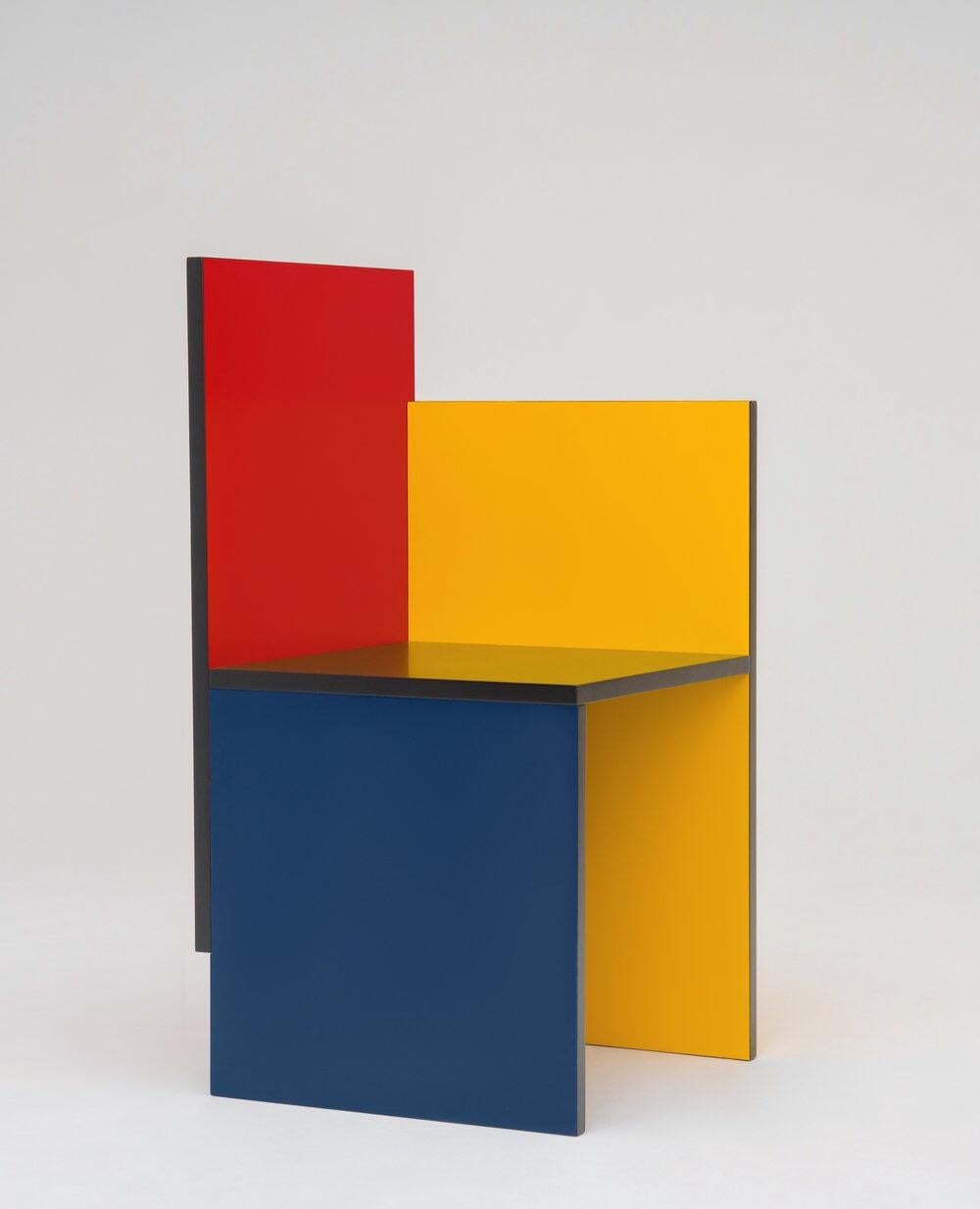 https://a.1stdibscdn.com/avant-garde-chair-bauhaus-style-one-arm-color-of-your-choice-for-sale-picture-8/f_31233/f_137510621550762602442/mobilejpegupload_D7FBC0CB9D50421383A0069DA4C02EFA_master.jpg