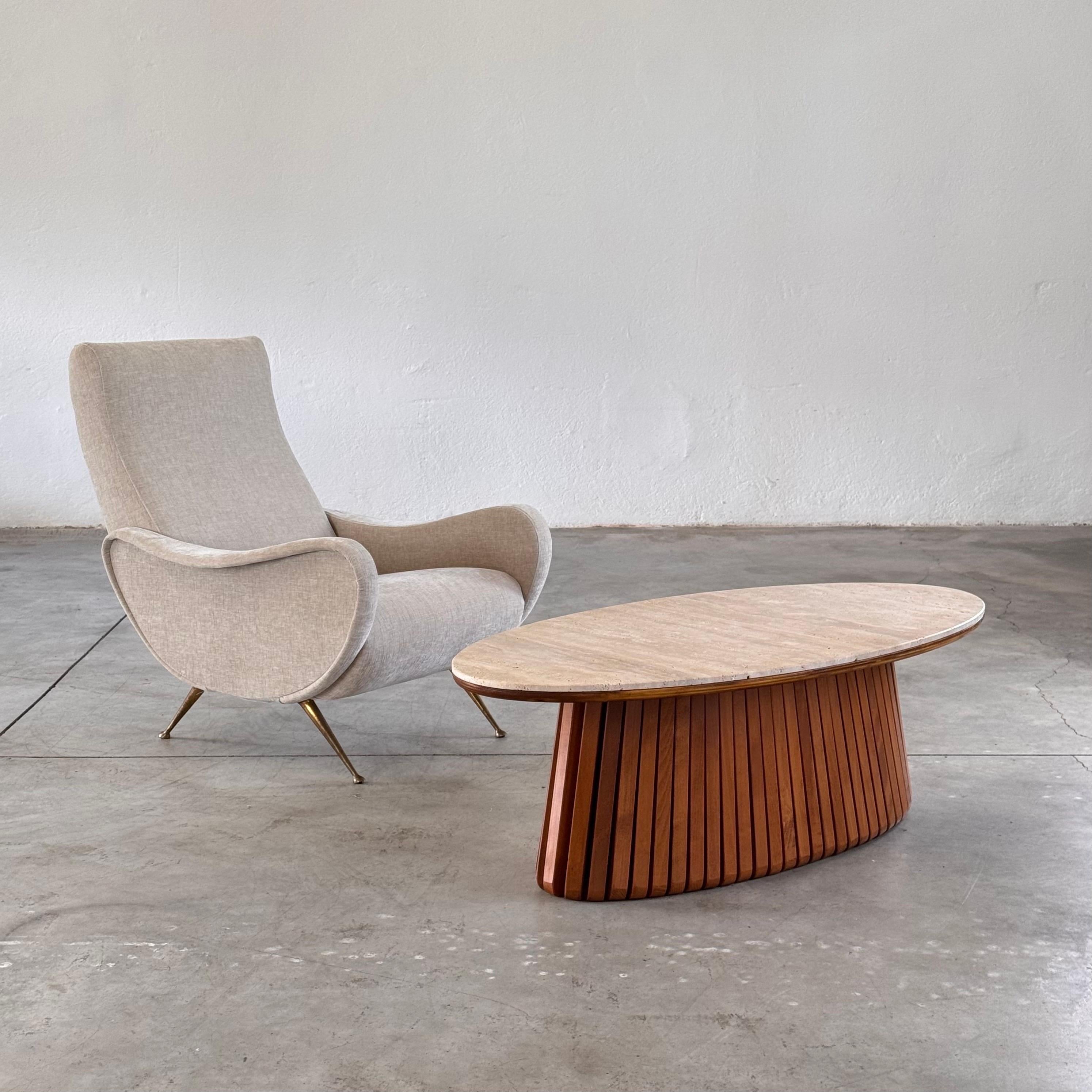 https://a.1stdibscdn.com/oval-travertine-coffee-table-with-ashwood-slatted-base-made-in-italy-for-forme-for-sale-picture-6/f_82562/1748071321808/mobilejpegupload_E9A8C136106447CB9D51053B304012FB_master.jpg