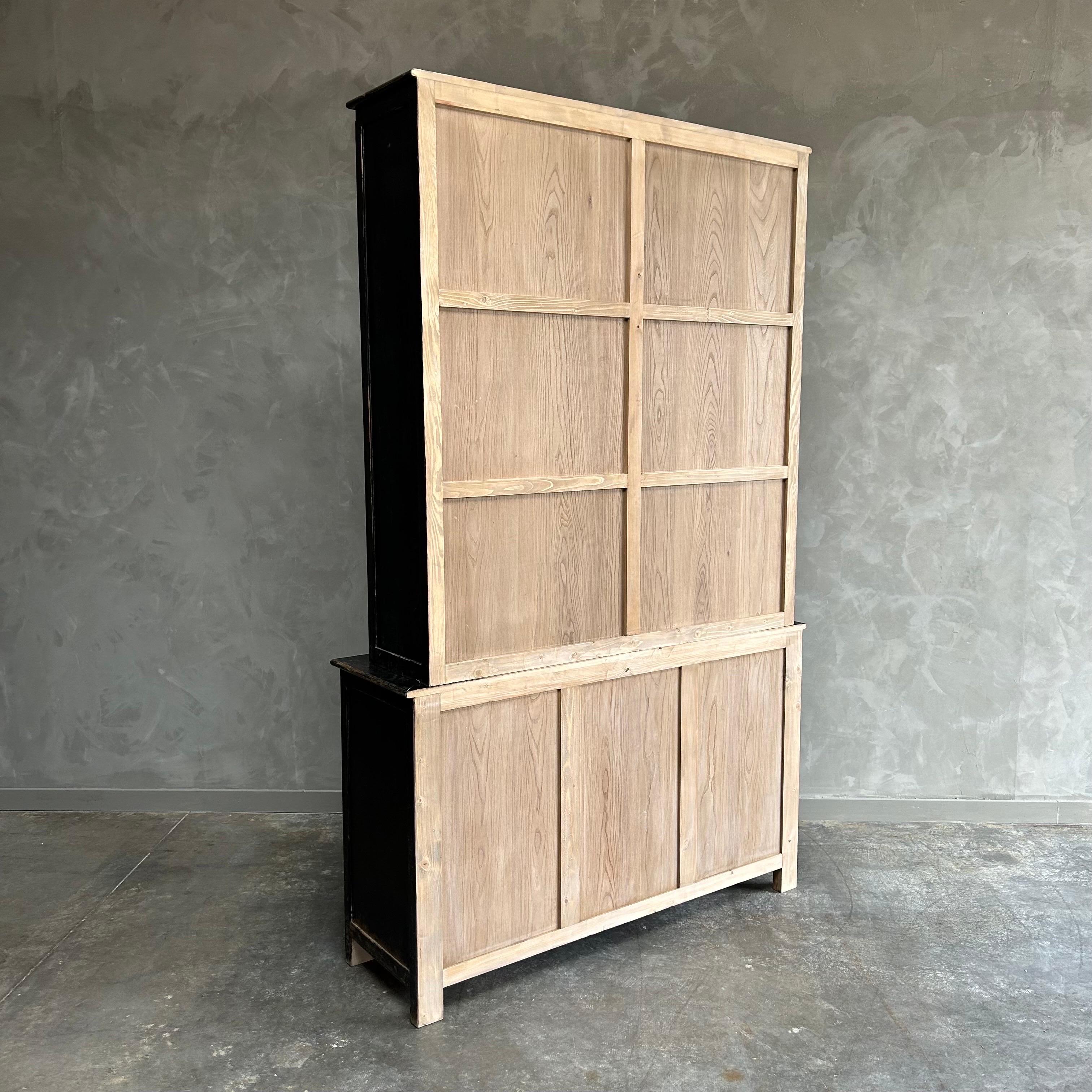 https://a.1stdibscdn.com/vintage-style-reclaimed-wood-hutch-in-distressed-black-finish-for-sale-picture-10/f_18223/f_384692221708218536949/mobilejpegupload_ECB6CC441A73425CB2A44CDE5A129DBF_master.jpg