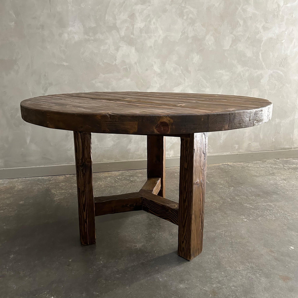 https://a.1stdibscdn.com/custom-reclaimed-elm-wood-dining-table-in-dark-finish-42-for-sale-picture-7/f_18223/f_469021221759435140435/mobilejpegupload_F6524272FC5E4201A98407F07374BD5E_master.jpg