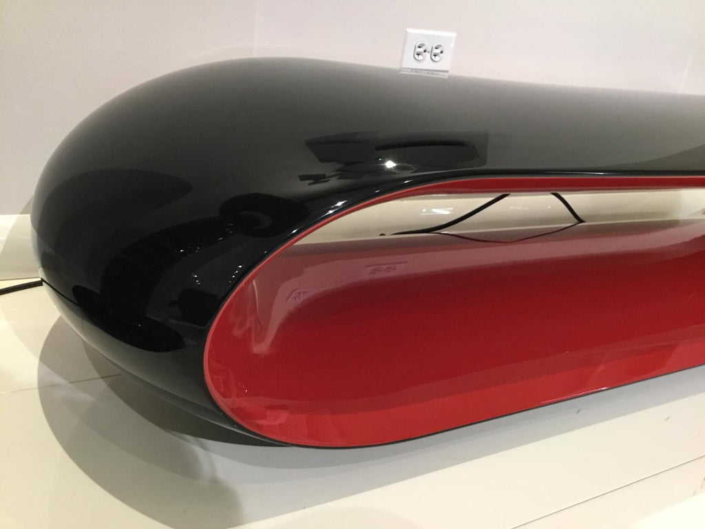 https://a.1stdibscdn.com/indoor-outdoor-black-red-glossy-lacquered-bench-by-christophe-pillet-for-sale-picture-5/f_37243/f_181289521582837299417/mobili_mobel_loop_5_master.jpg